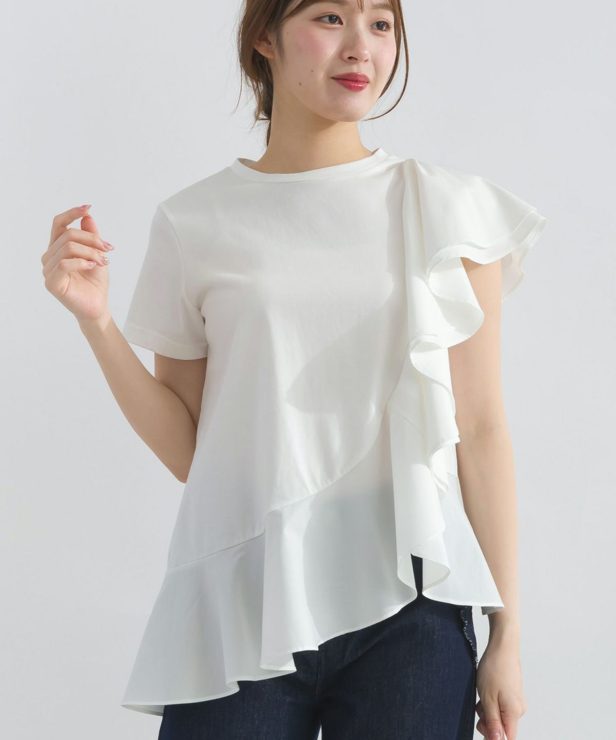 model：H165　着用サイズ：M　オフホワイト