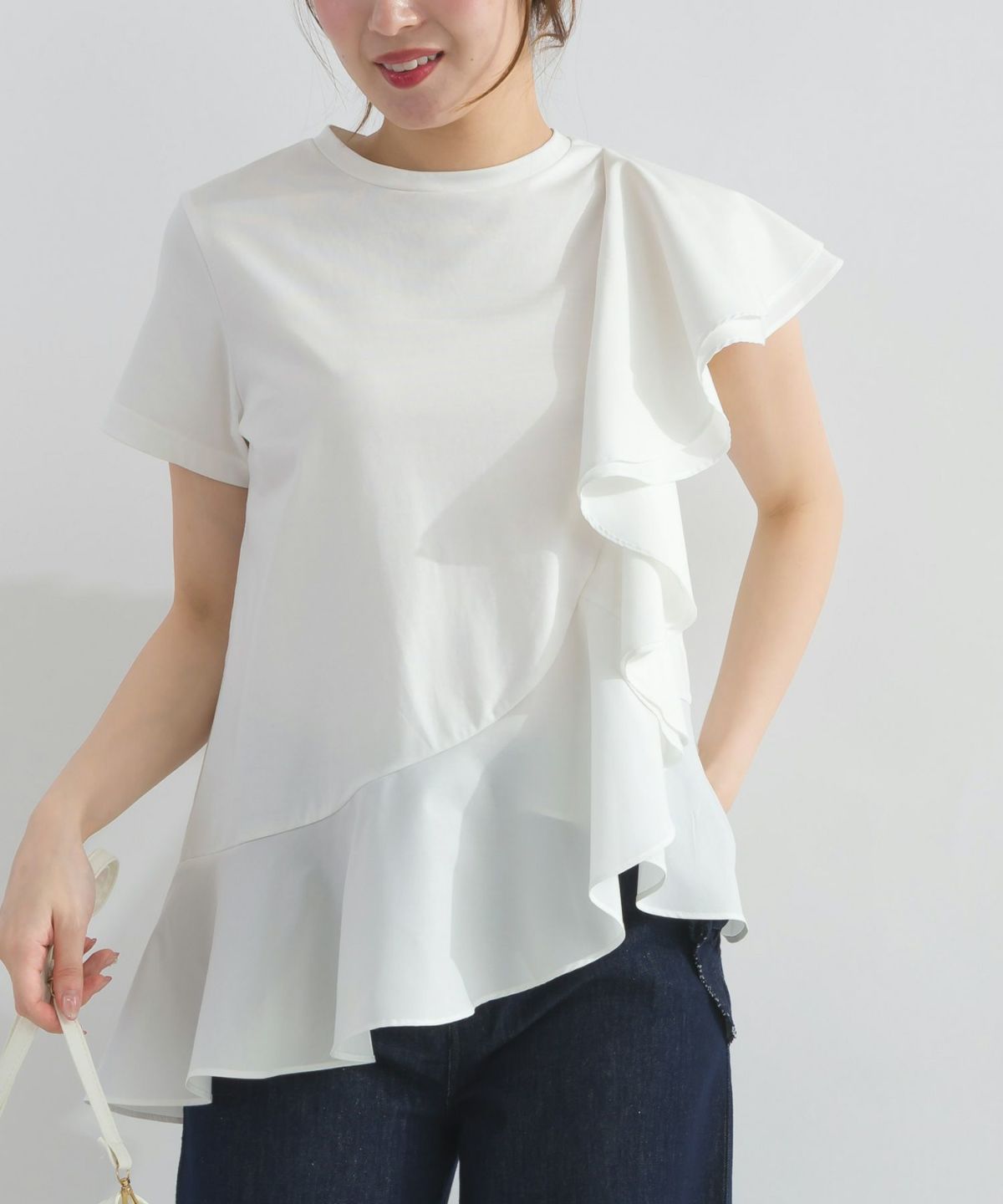 model：H165　着用サイズ：M　オフホワイト