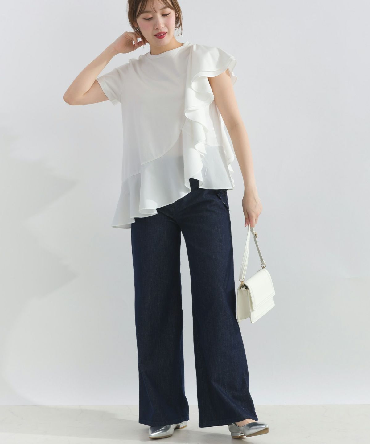 model：H165　着用サイズ：M　オフホワイト