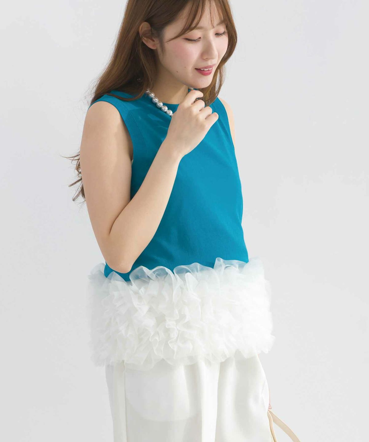 model：H165　着用サイズ：M　オフホワイト