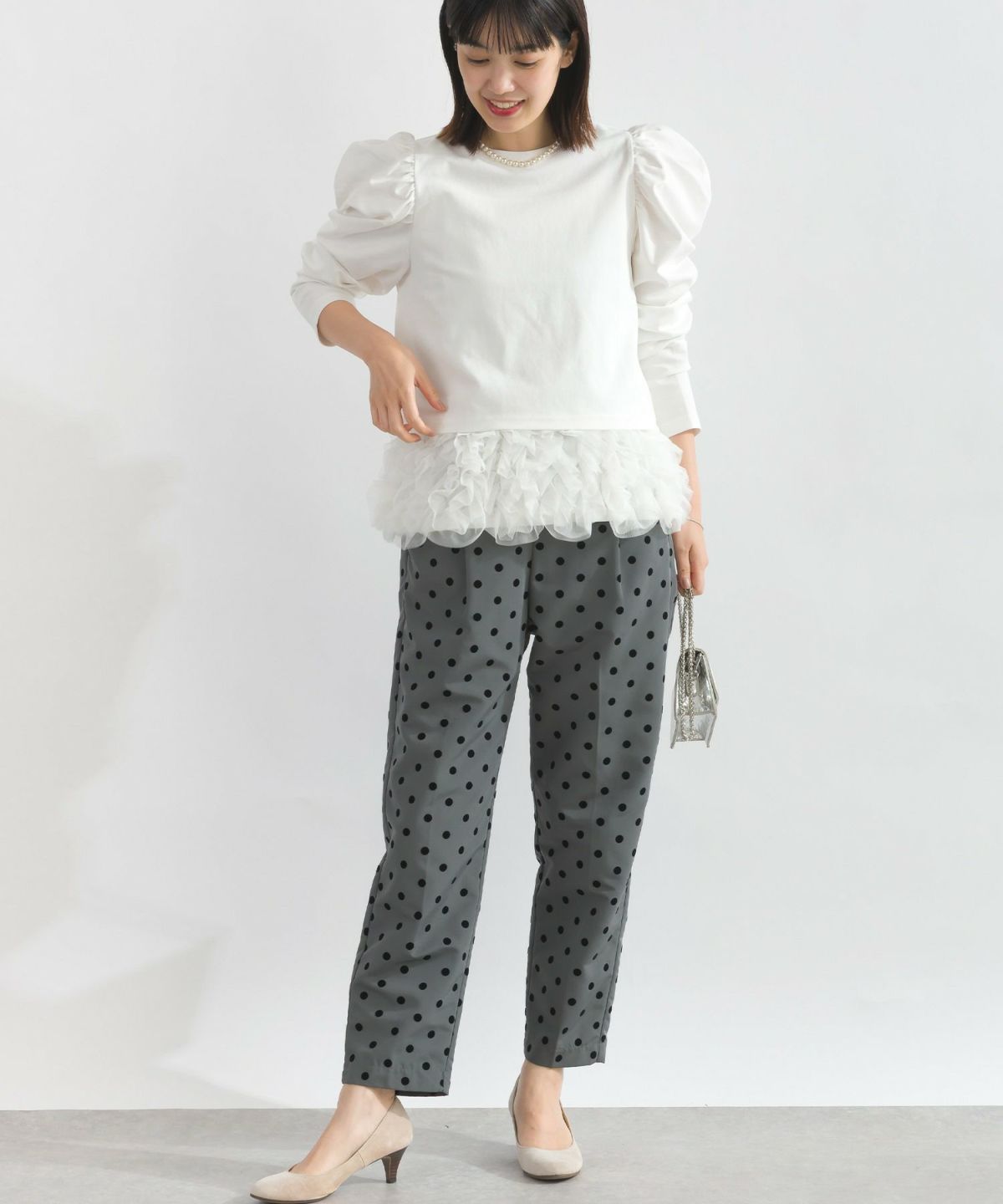 model：H162　着用サイズ：M　オフホワイト