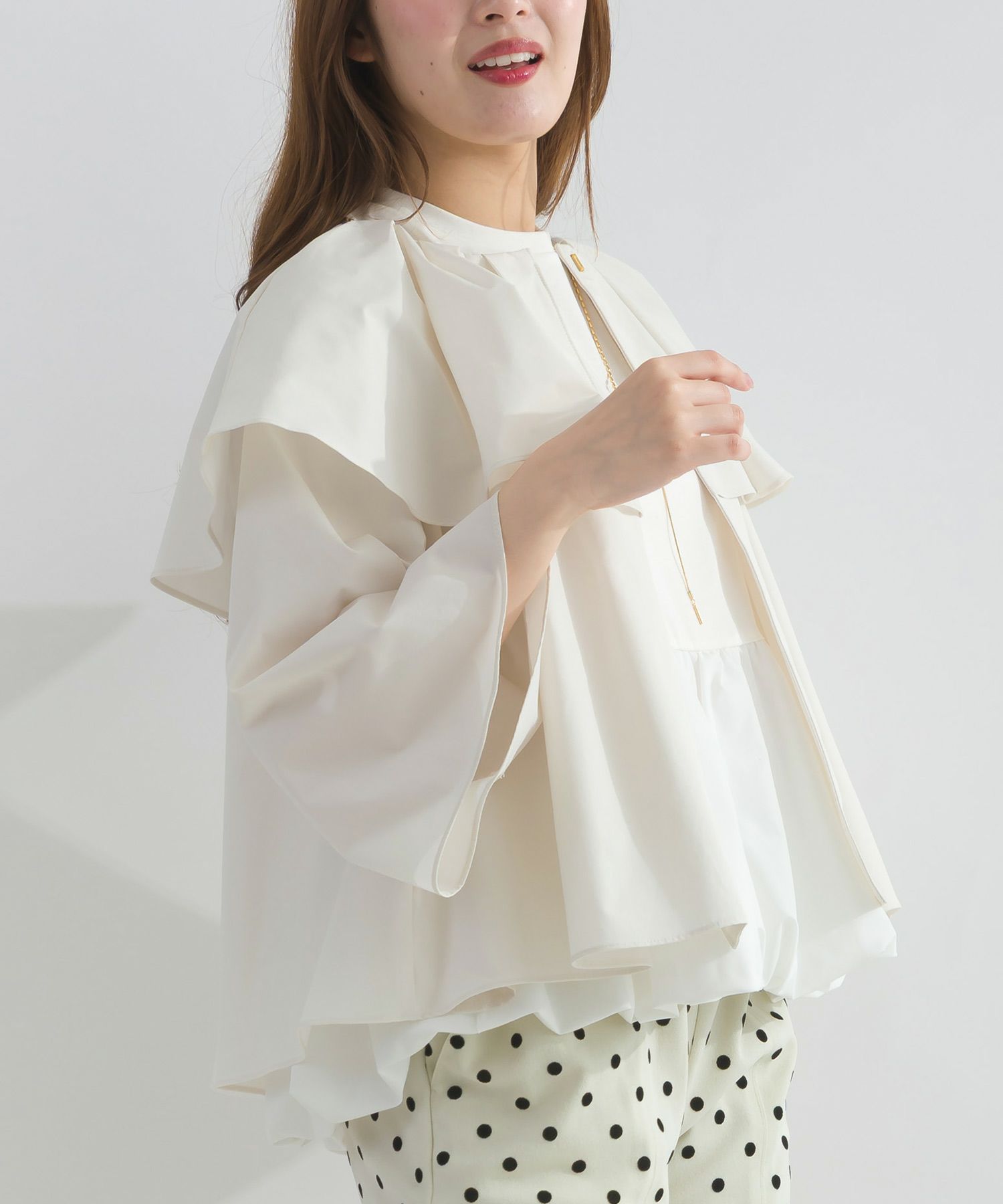 model：H165　着用サイズ：M　オフホワイト