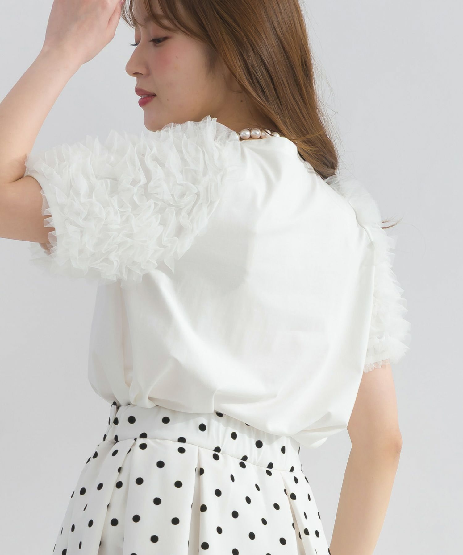 model：H165　着用サイズ：M　オフホワイト