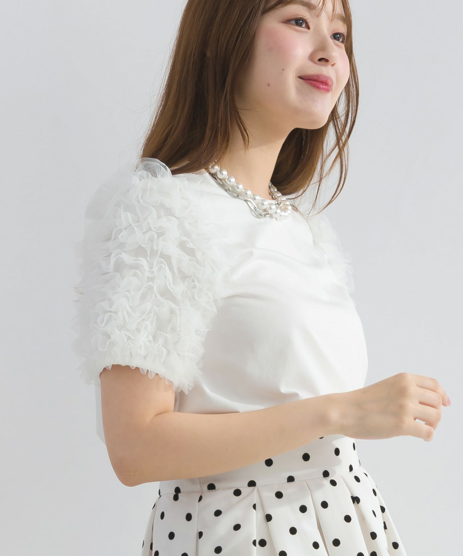 model：H165　着用サイズ：M　オフホワイト