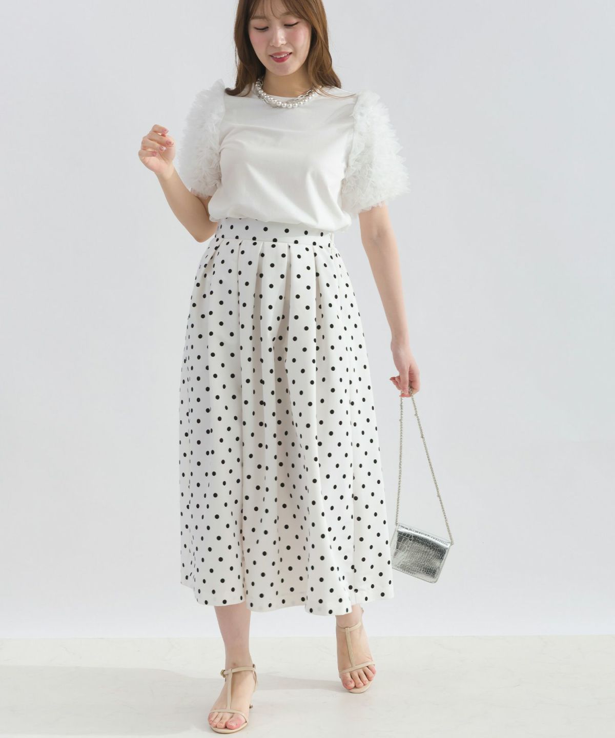 model：H165　着用サイズ：M　オフホワイト