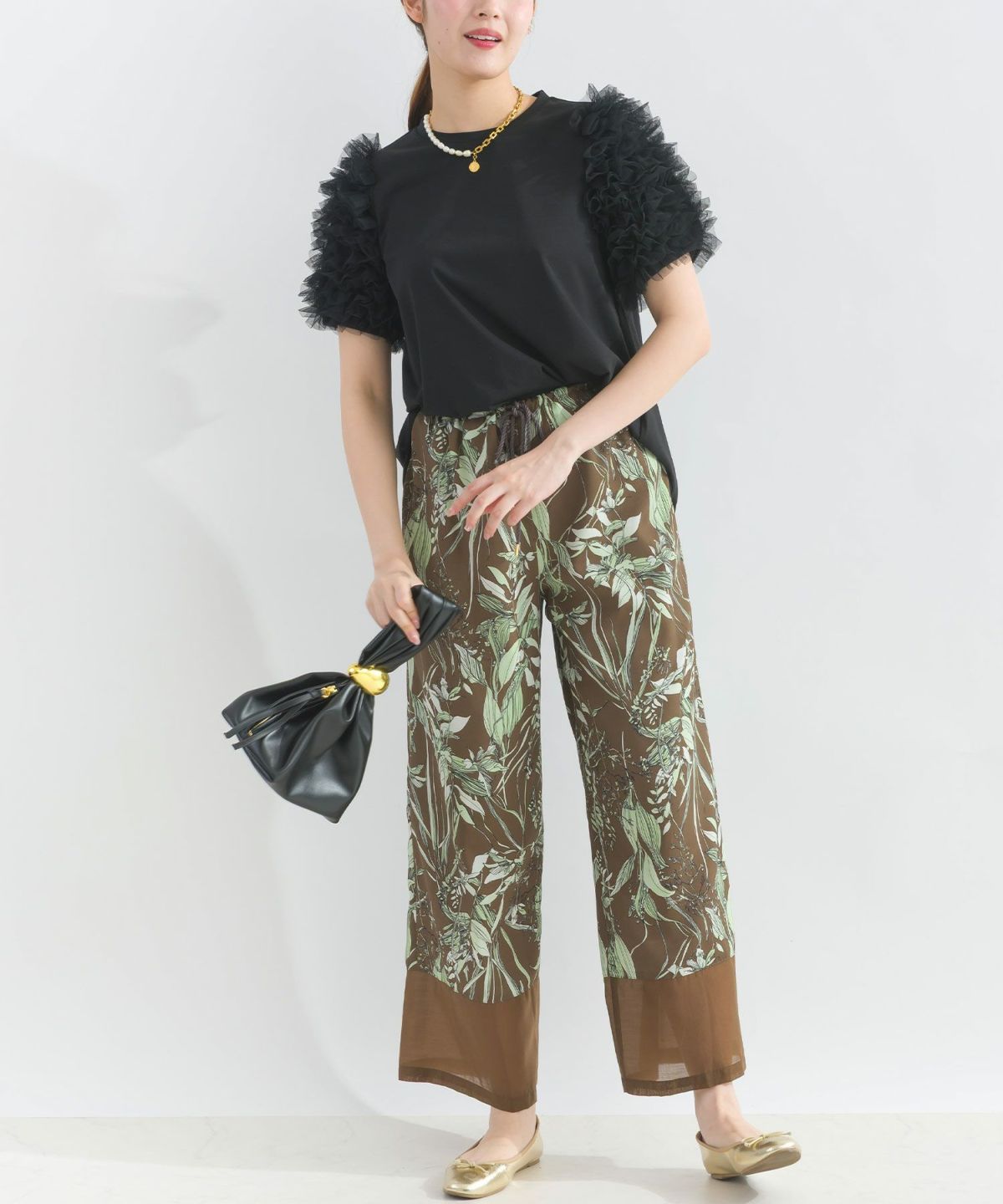 model：H165　着用サイズ：M　ブラック