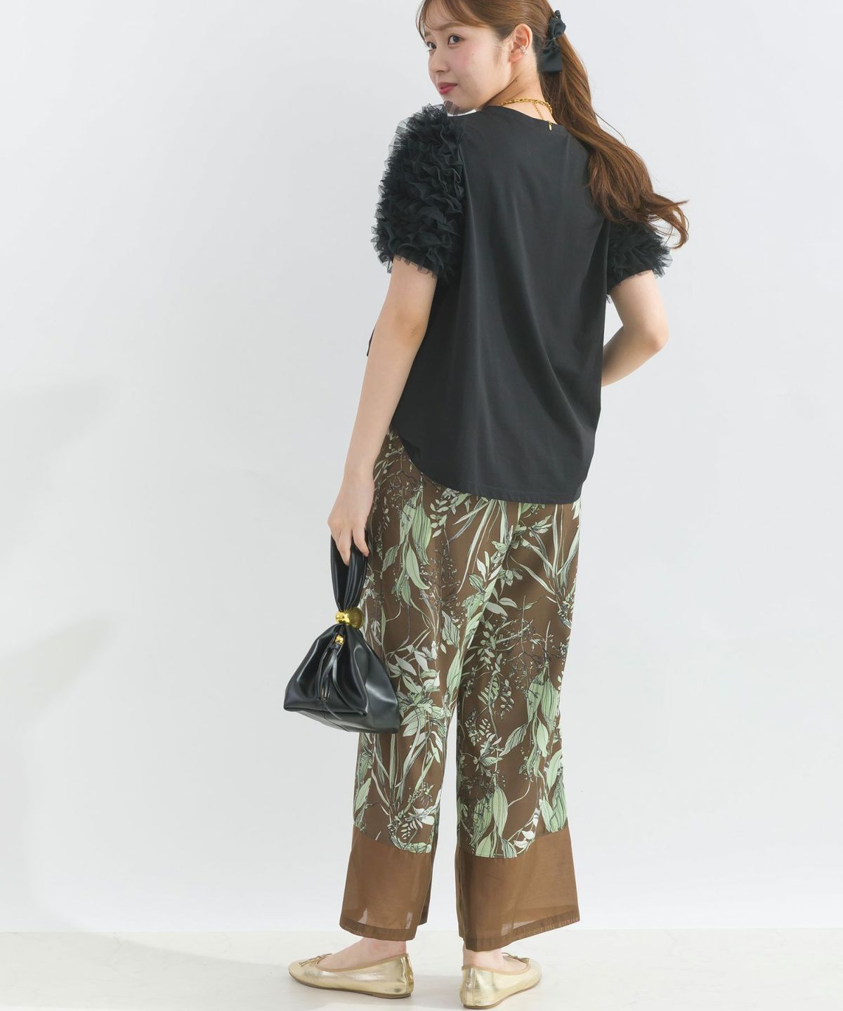 model：H165　着用サイズ：M　ブラック