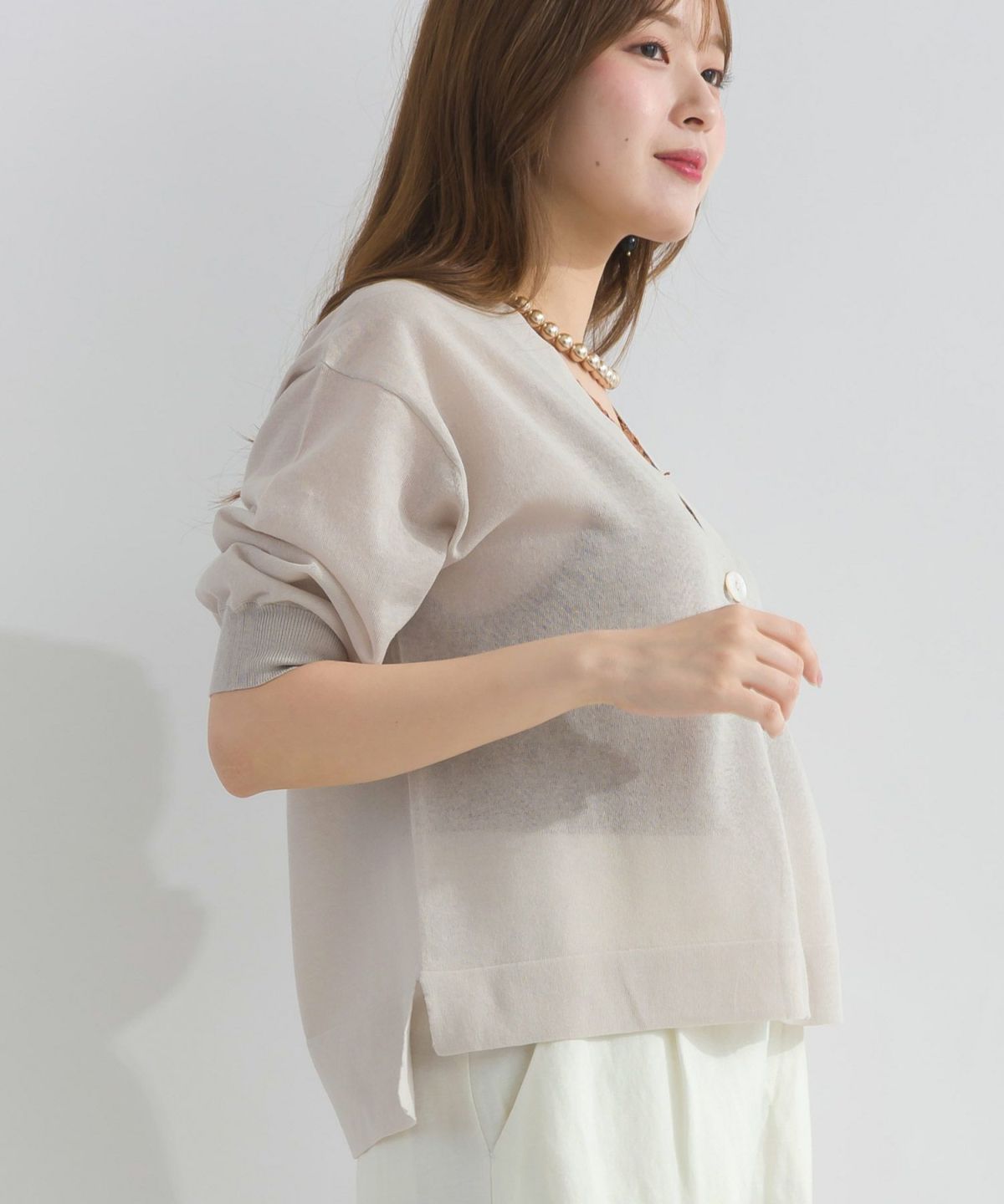 model：H165　着用サイズ：M　ベージュ