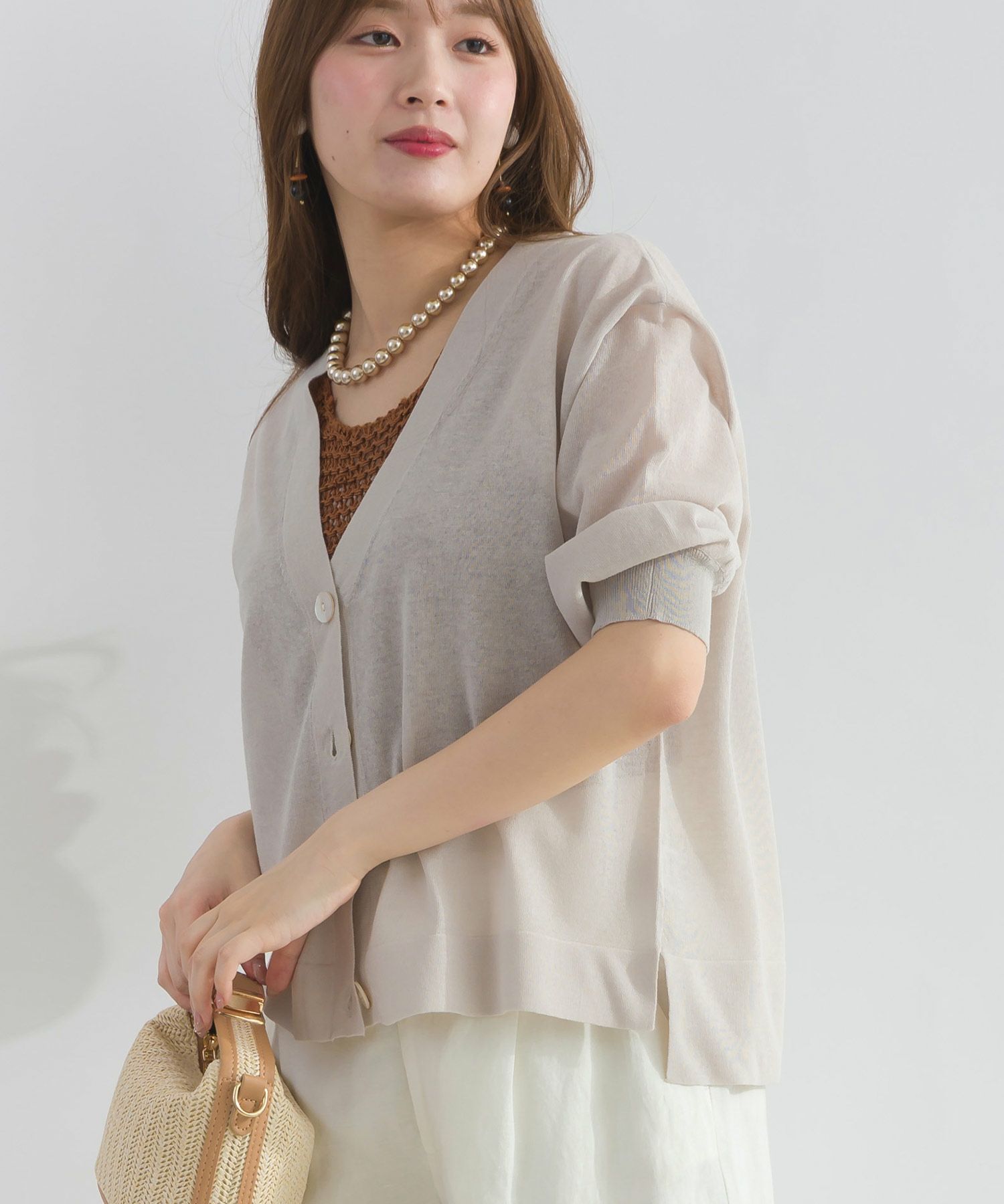 model：H165　着用サイズ：M　ベージュ
