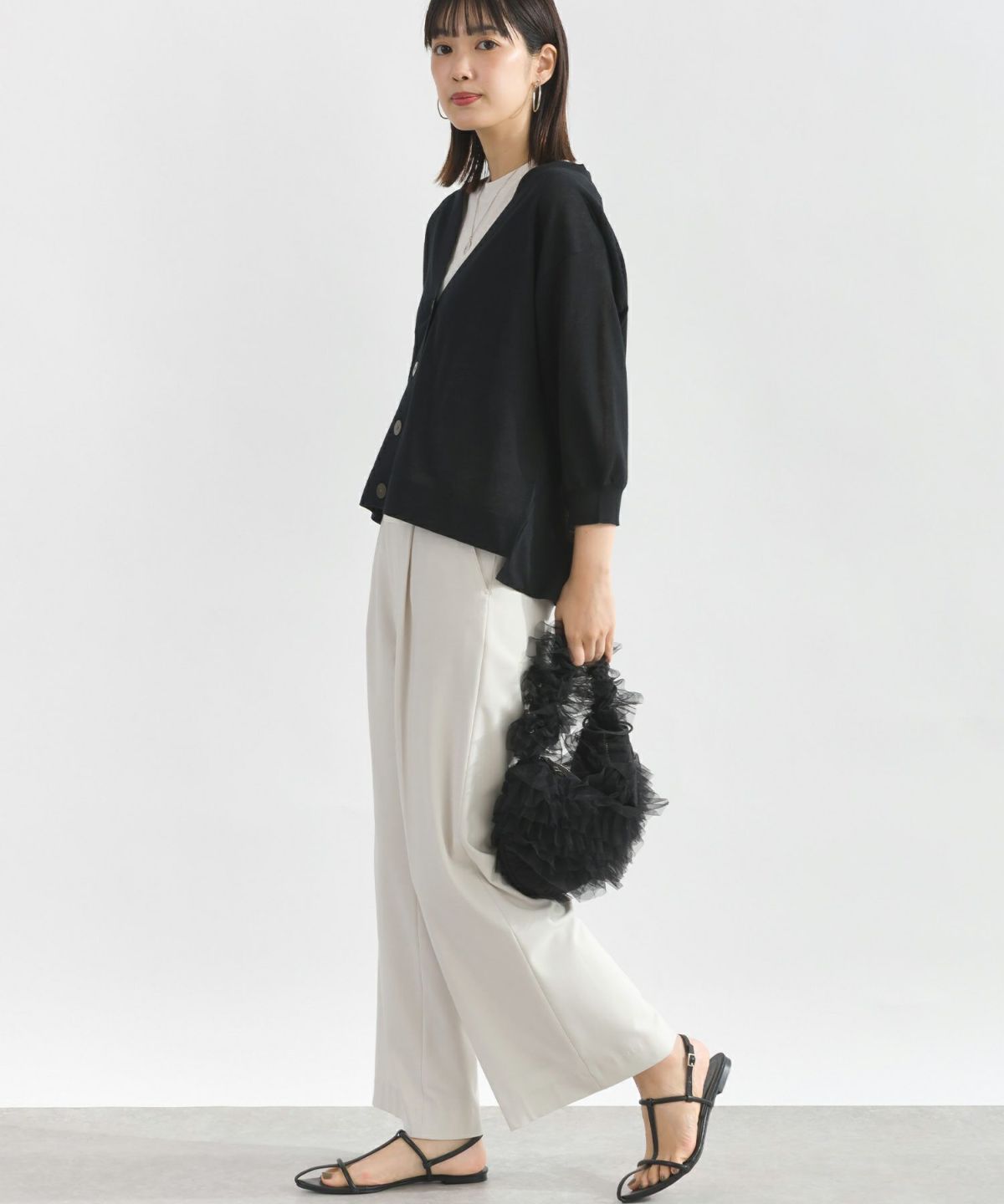 model：H162　着用サイズ：M　ブラック