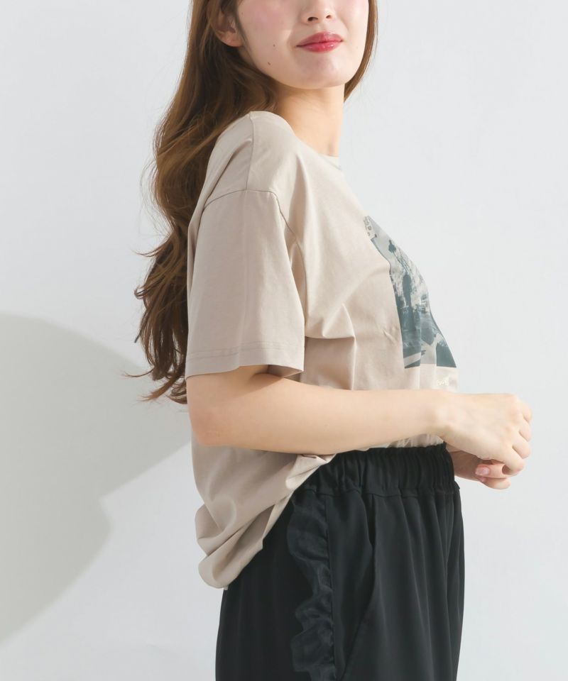 model：H165　着用サイズ：M　グレイッシュベージュ