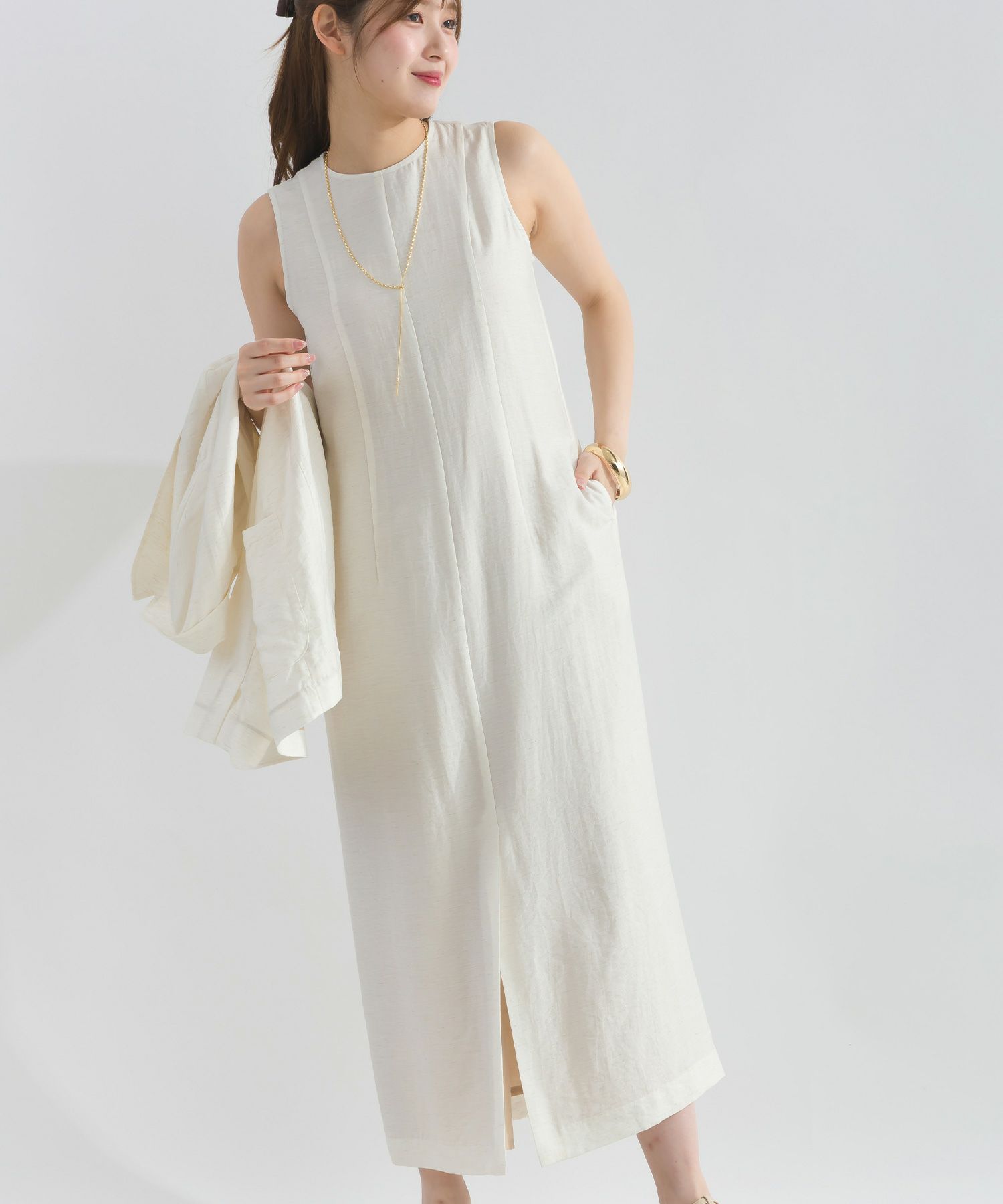 model：H165　着用サイズ：M　アイボリー