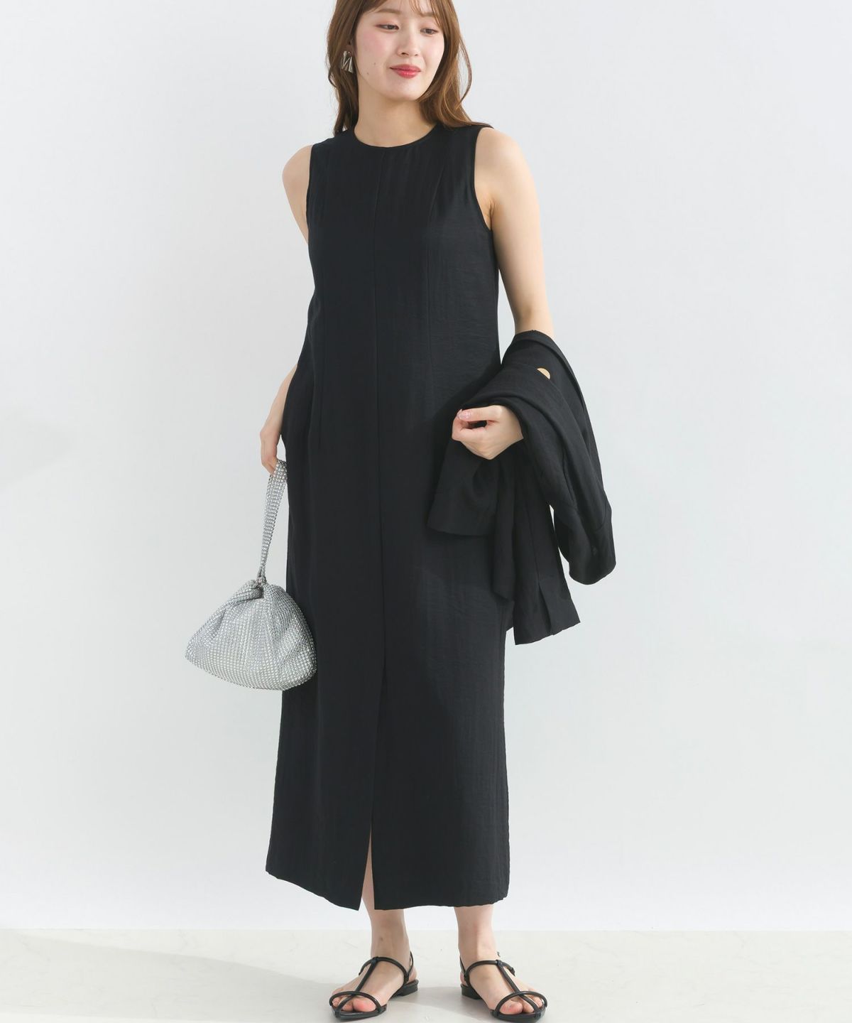 model：H165　着用サイズ：M　ブラック