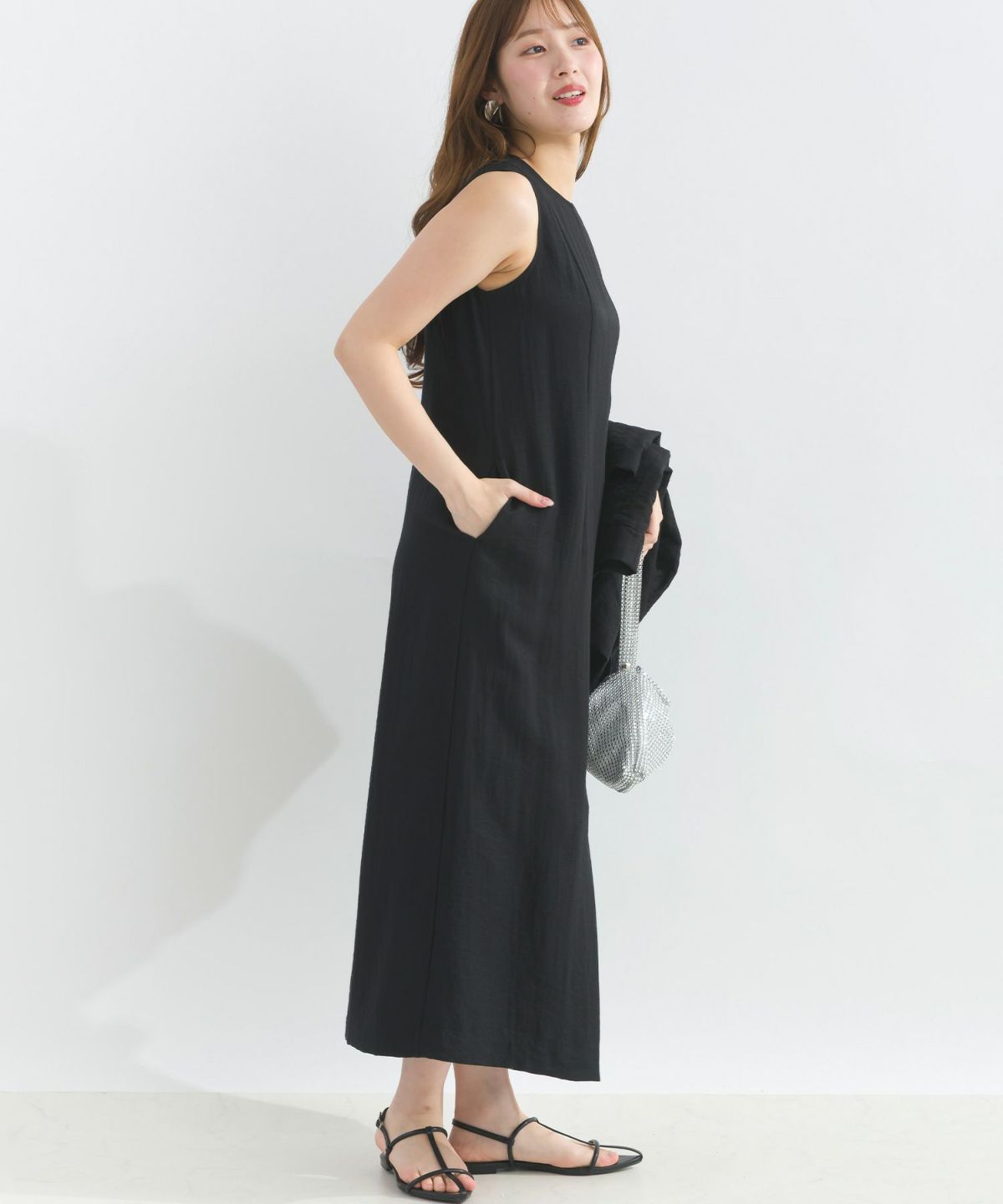 model：H165　着用サイズ：M　ブラック