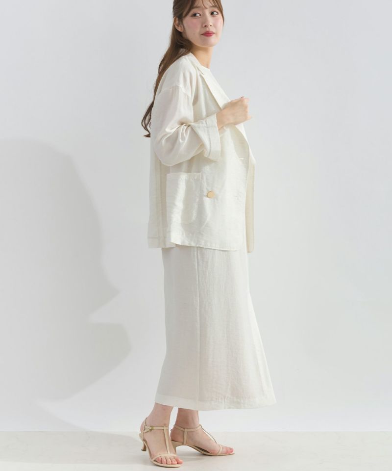 model：H165　着用サイズ：M　アイボリー（セットアップで）