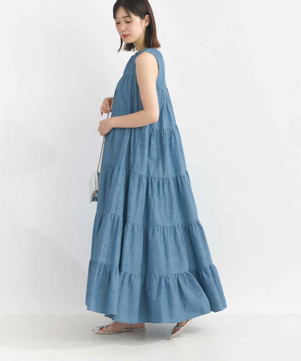 model：H162　着用サイズ：M　ライトブルー