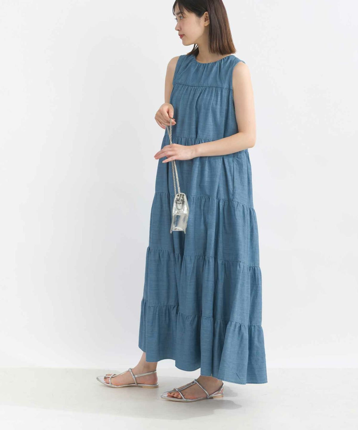 model：H162　着用サイズ：M　ライトブルー