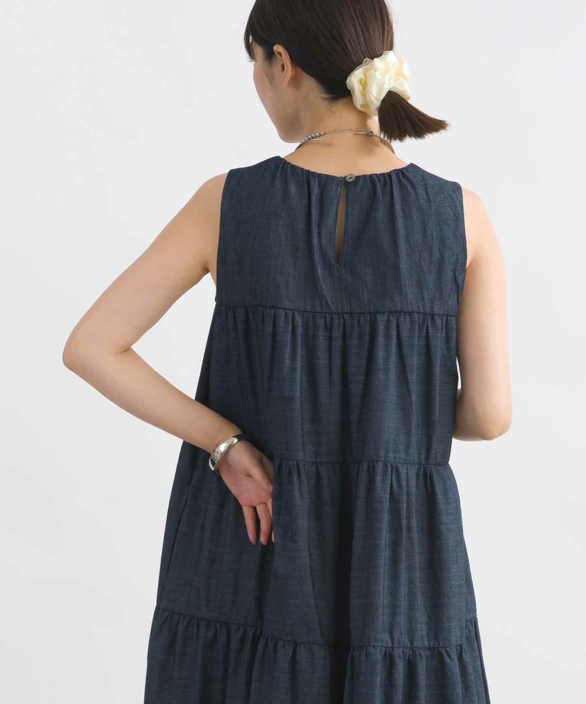 model：H162　着用サイズ：M　ブルー