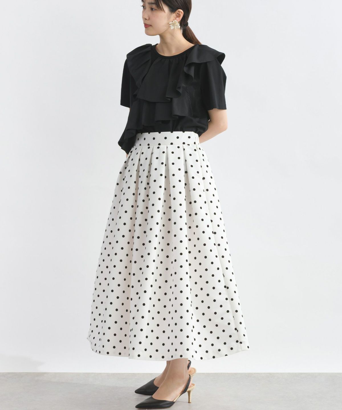 model：H162　着用サイズ：M　ブラック