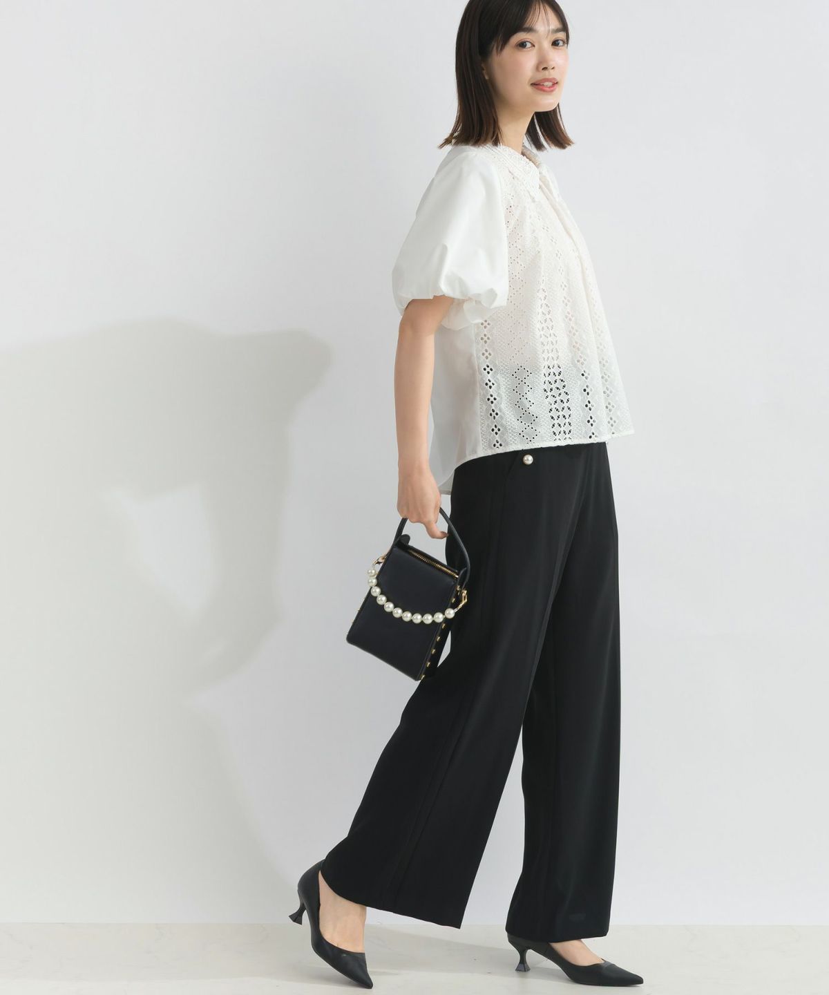 model：H162　着用サイズ：M　オフホワイト