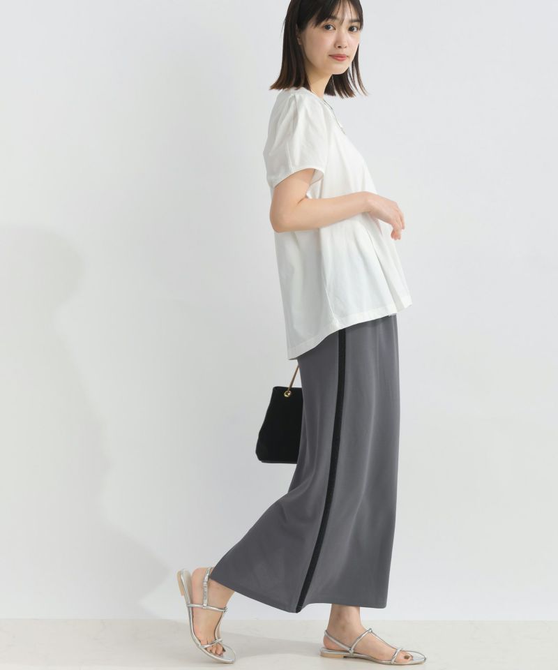 model：H162　着用サイズ：M　オフホワイト