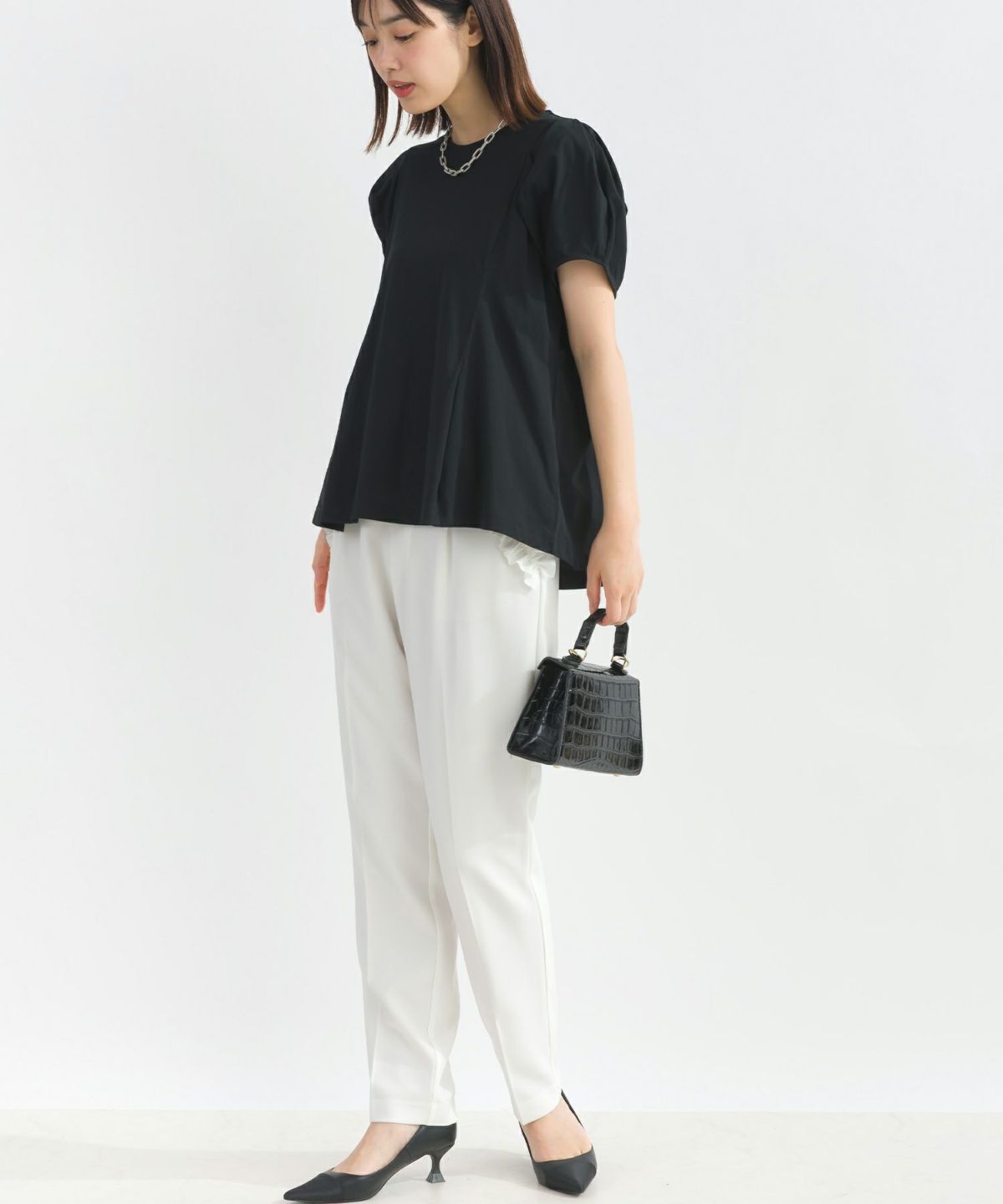 model：H162　着用サイズ：M　ブラック