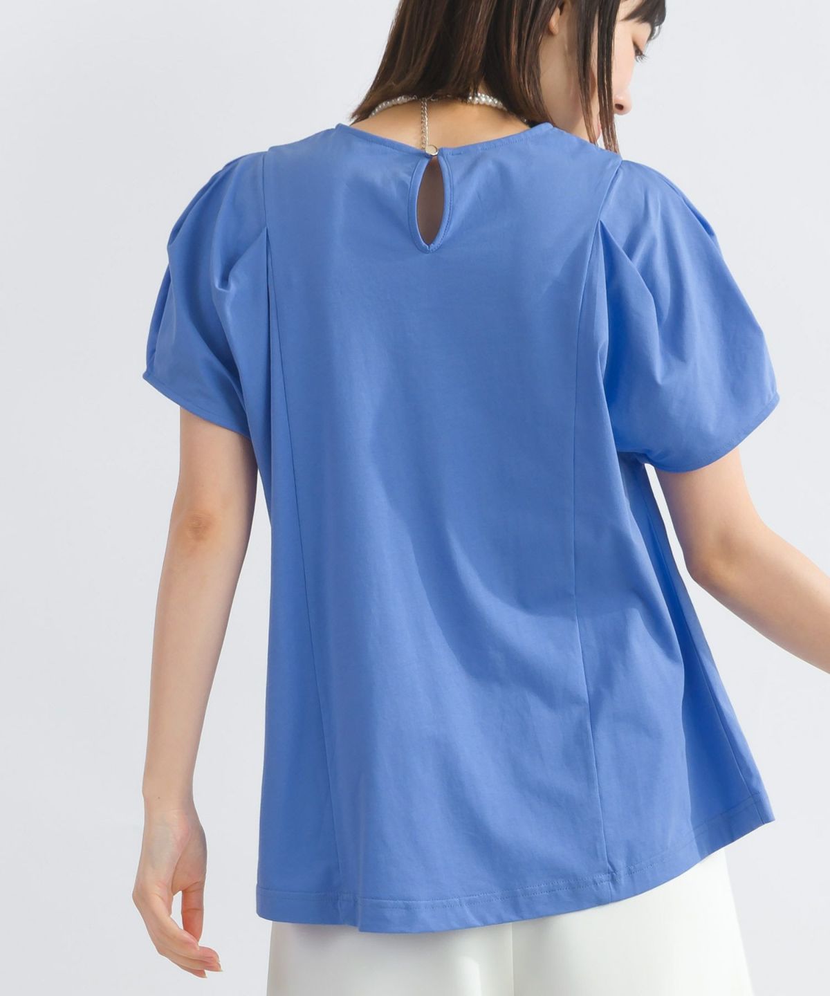 model：H162　着用サイズ：M　サックスブルー