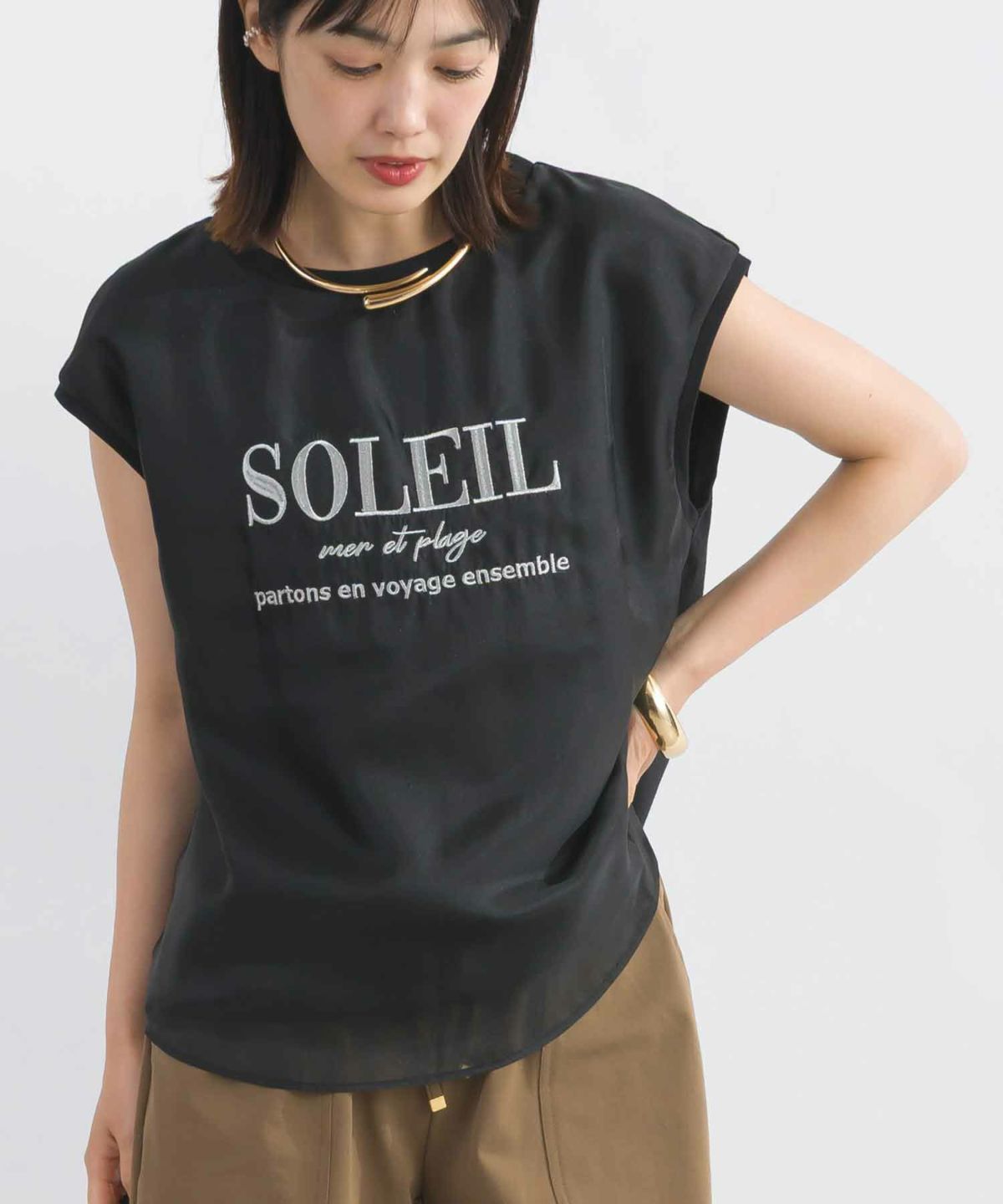 model：H162　着用サイズ：M　ブラック