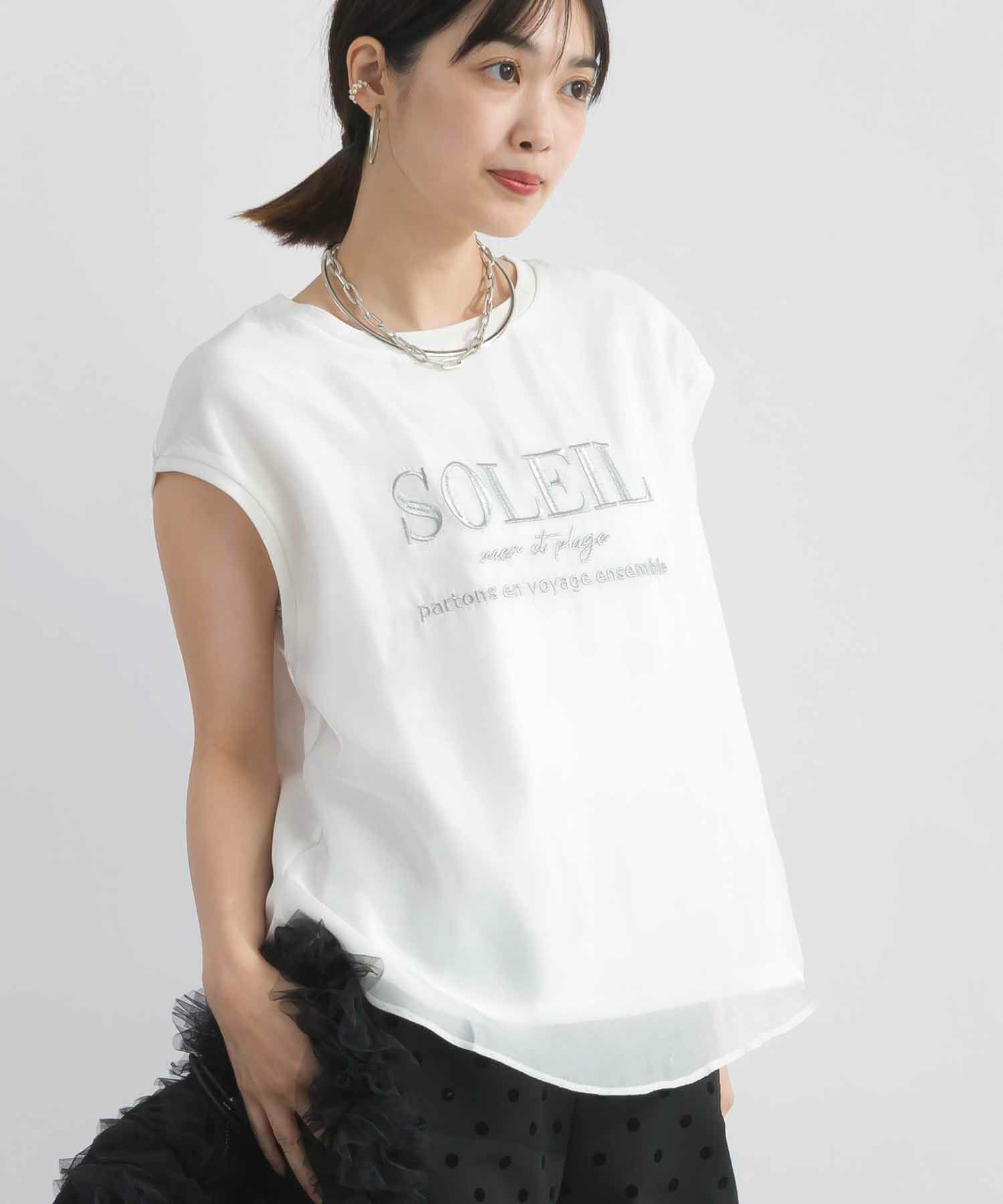 model：H162　着用サイズ：M　オフホワイト