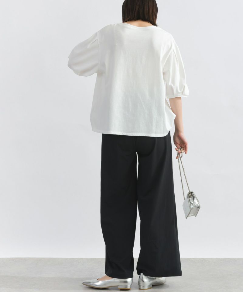 model：H162　着用サイズ：M　オフホワイト