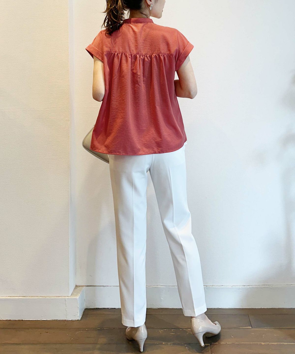 model：H164　着用サイズ：M　オレンジ