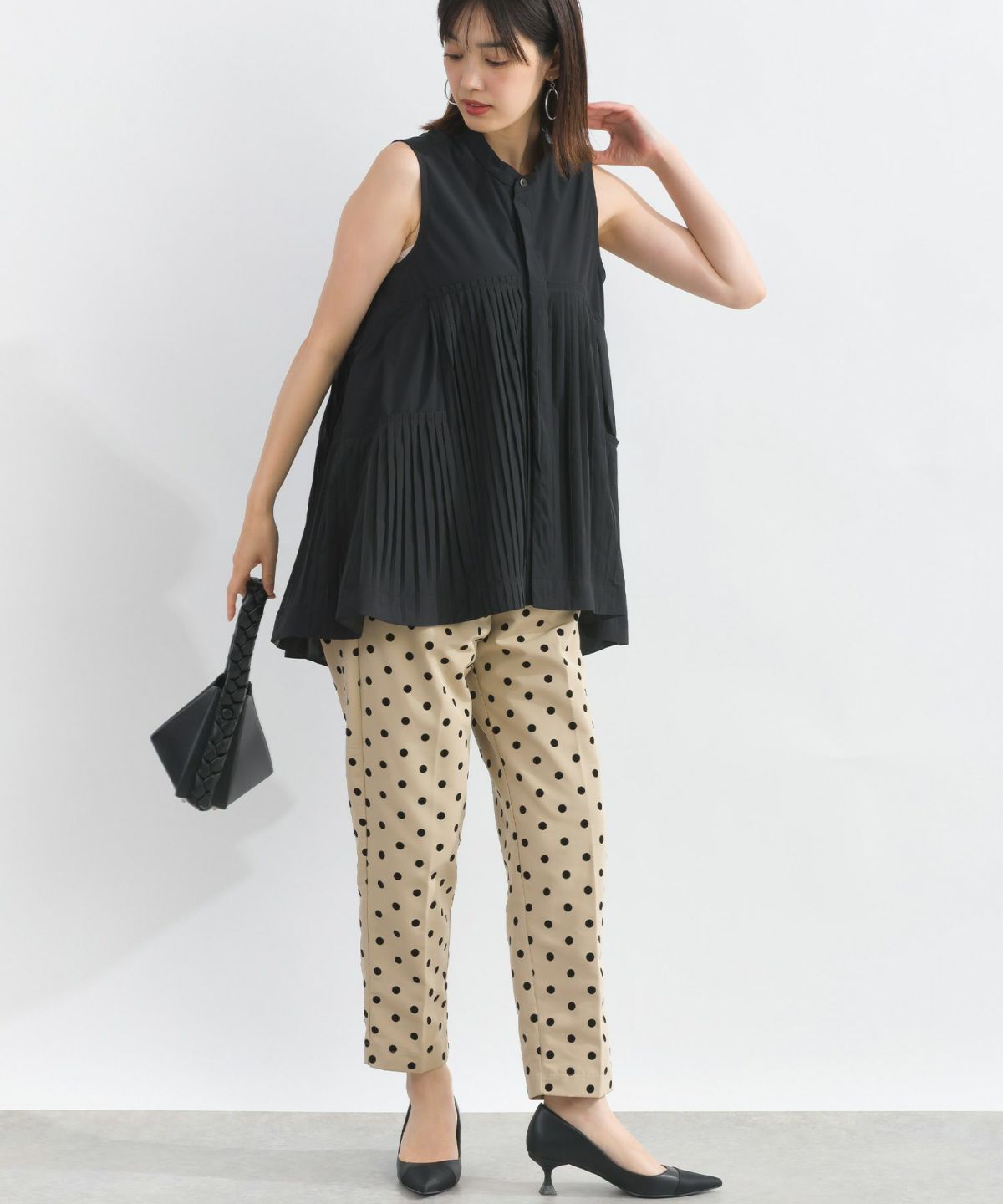 model：H162　着用サイズ：M　ブラック