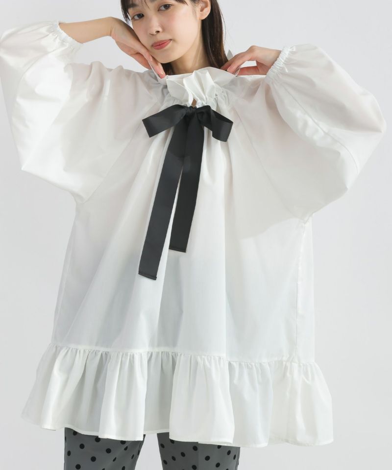 model：H162　着用サイズ：M　オフホワイト