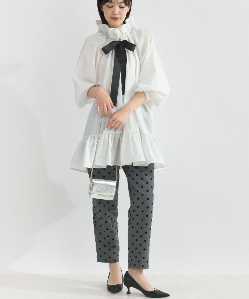 model：H162　着用サイズ：M　オフホワイト