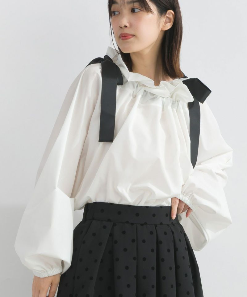 model：H162　着用サイズ：M　オフホワイト