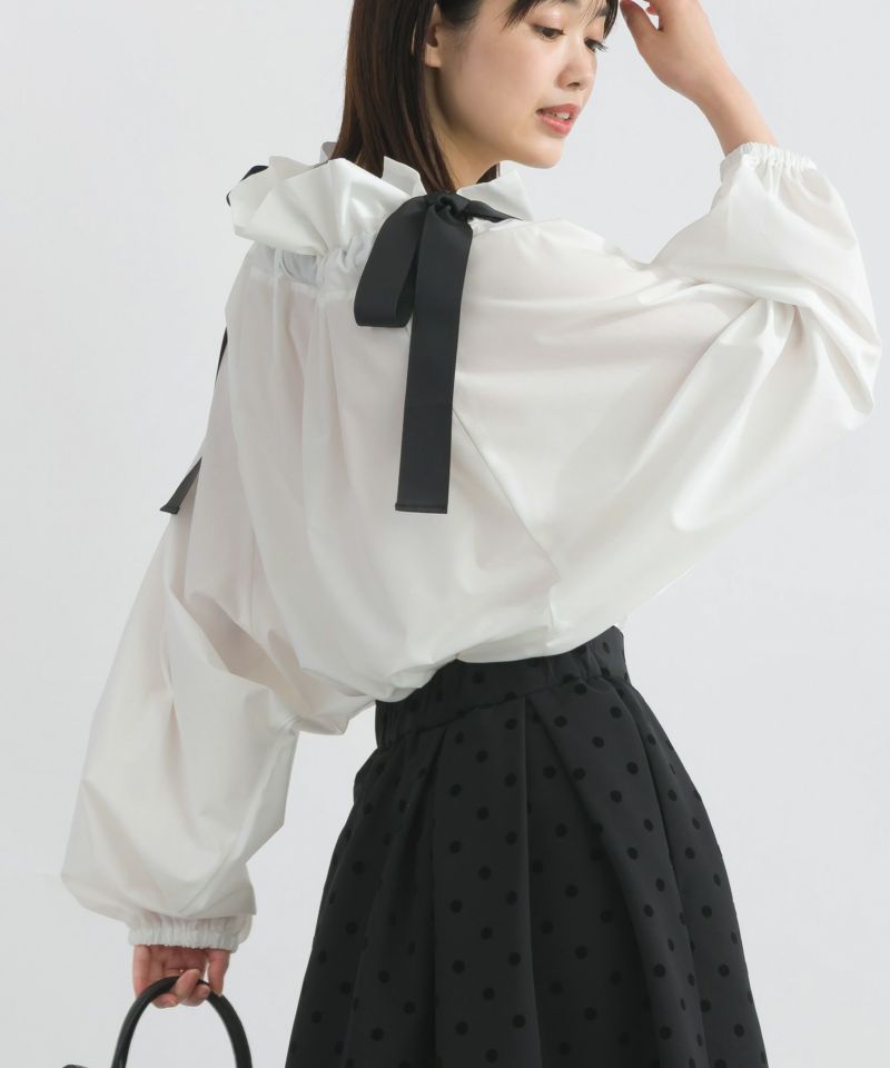 model：H162　着用サイズ：M　オフホワイト