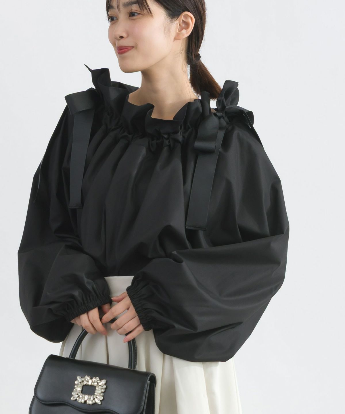 model：H162　着用サイズ：M　ブラック