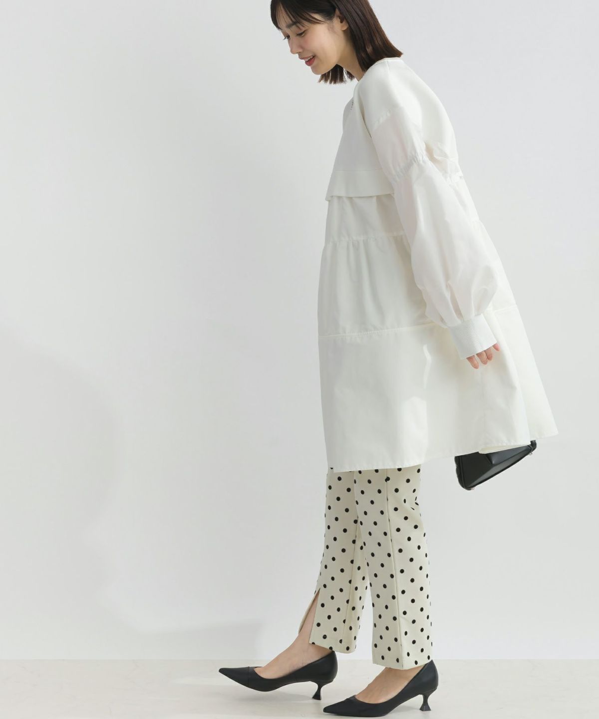 model：H162　着用サイズ：M　オフホワイト