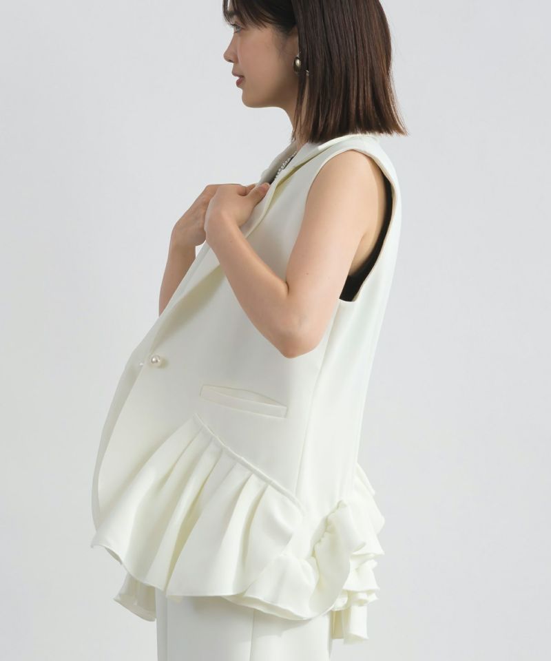 model：H162　着用サイズ：M　オフホワイト（セットアップで）