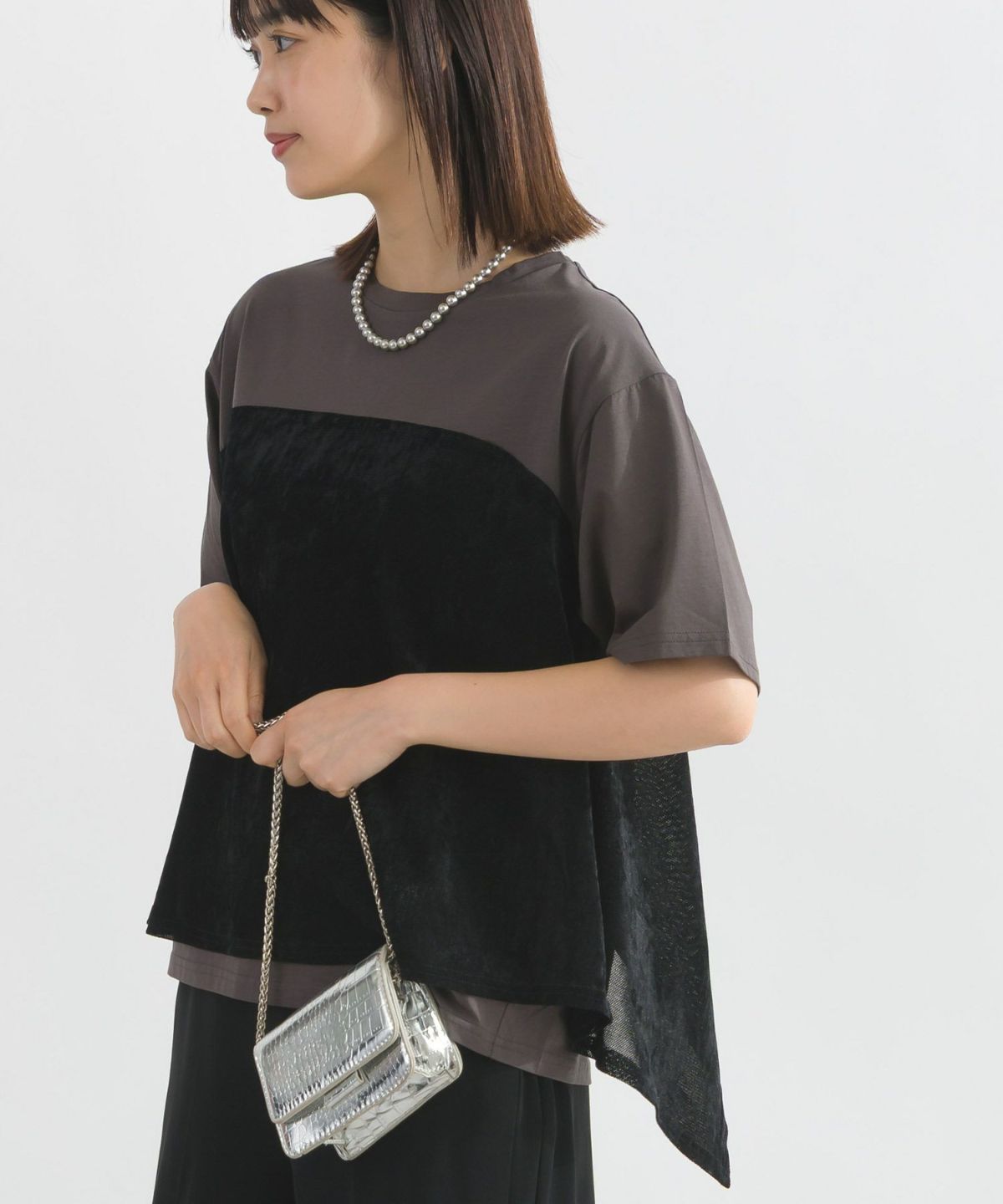 model：H162　着用サイズ：M　チャコールグレー