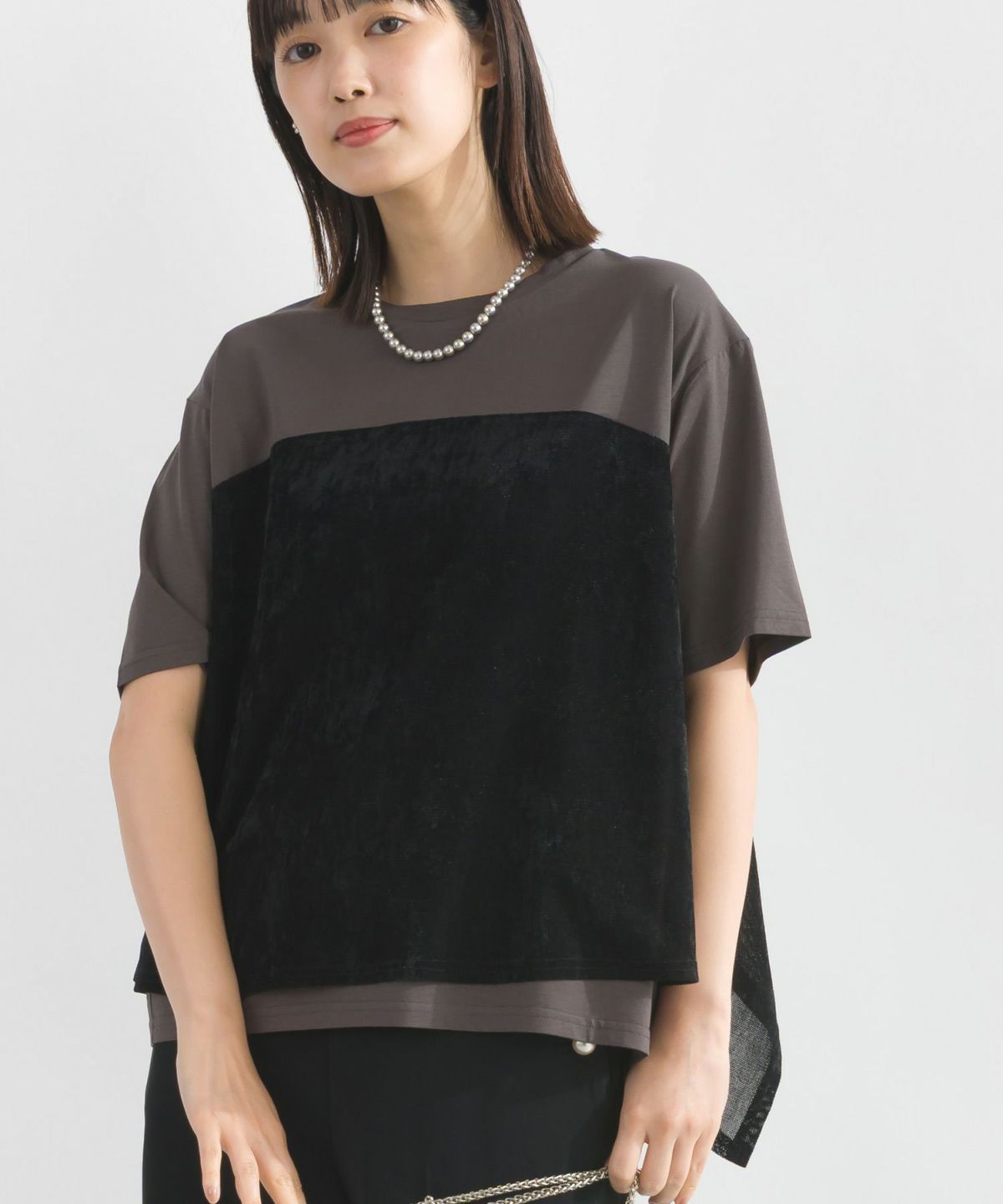 model：H162　着用サイズ：M　チャコールグレー