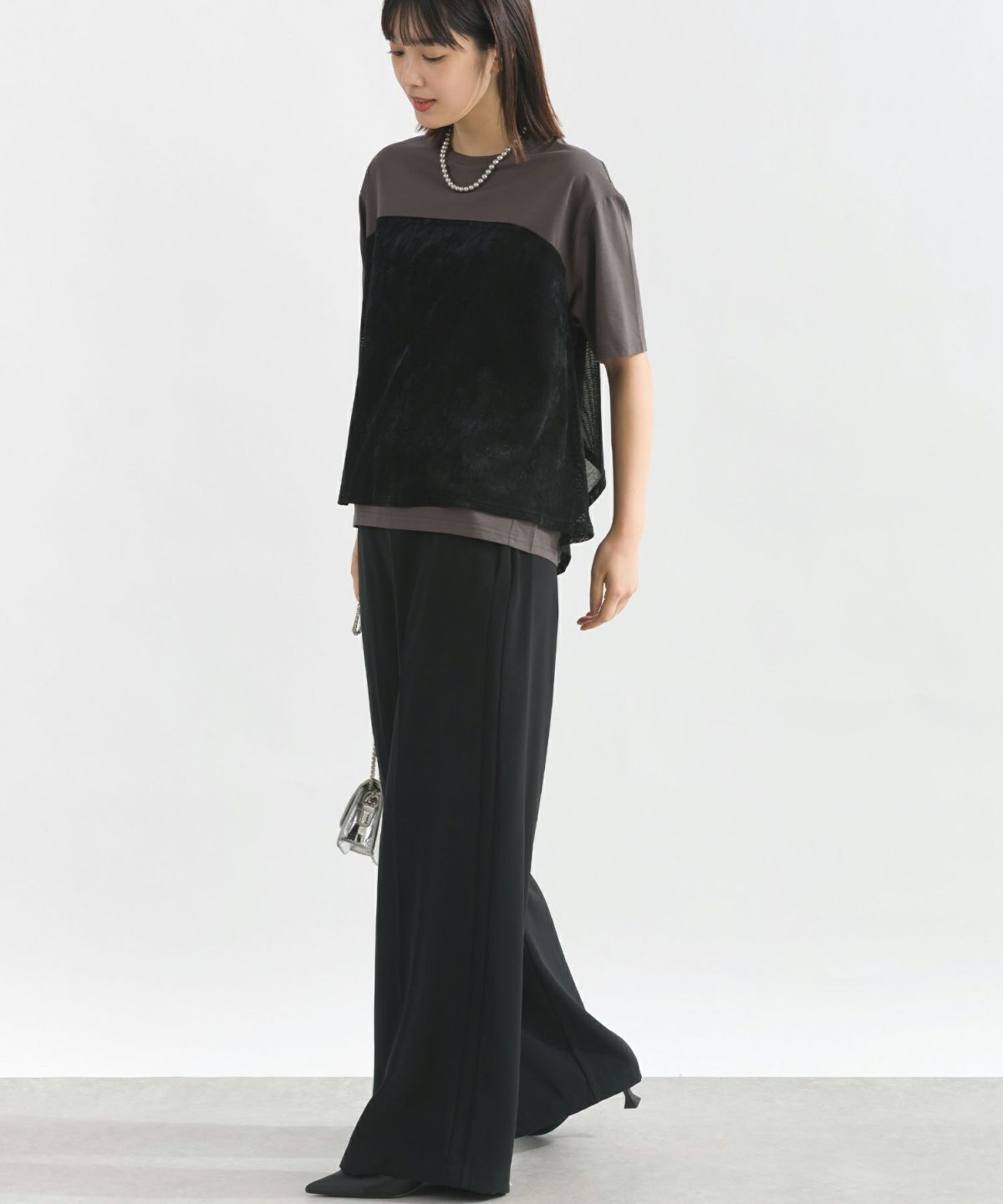 model：H162　着用サイズ：M　チャコールグレー