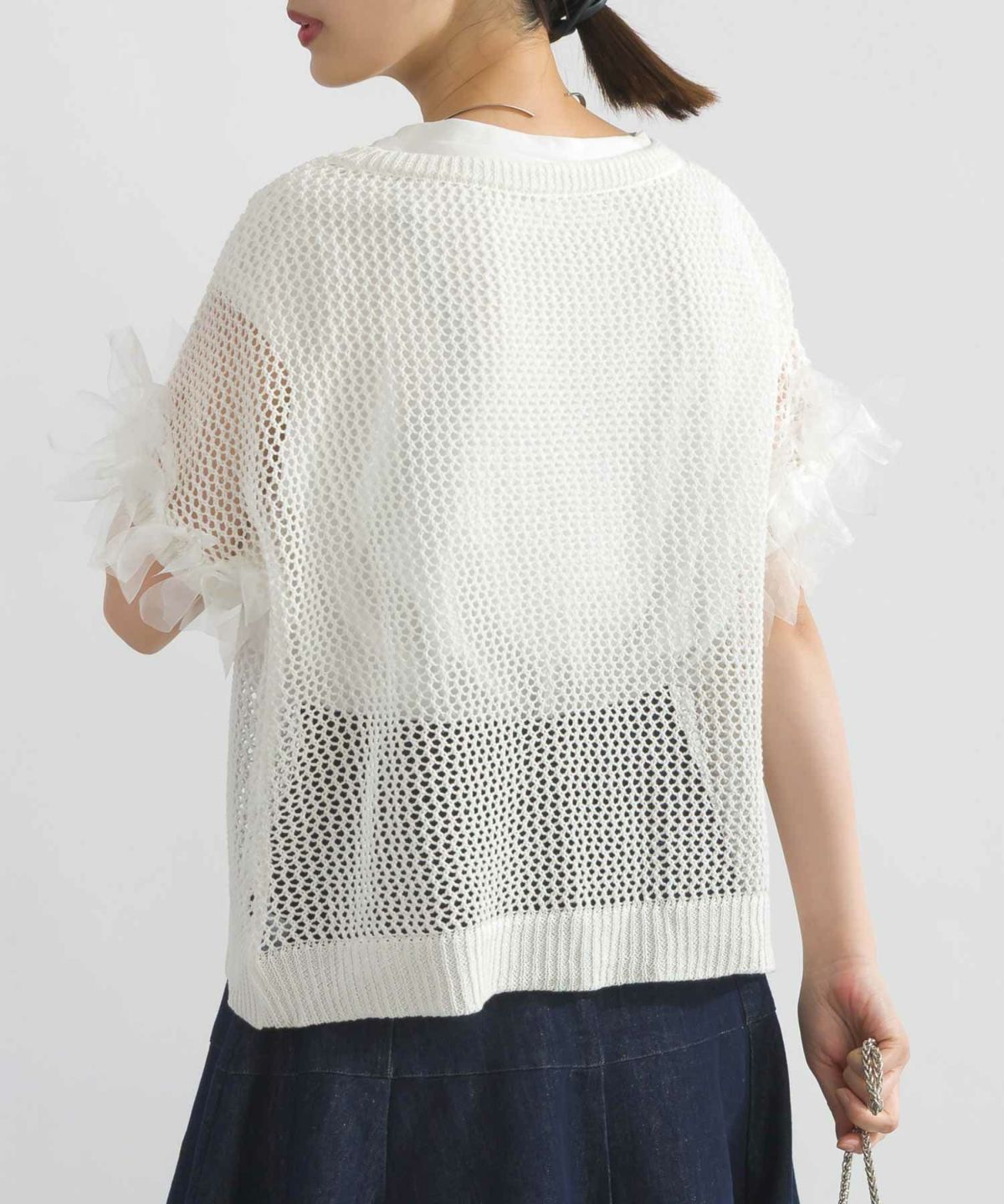 model：H162　着用サイズ：M　オフホワイト