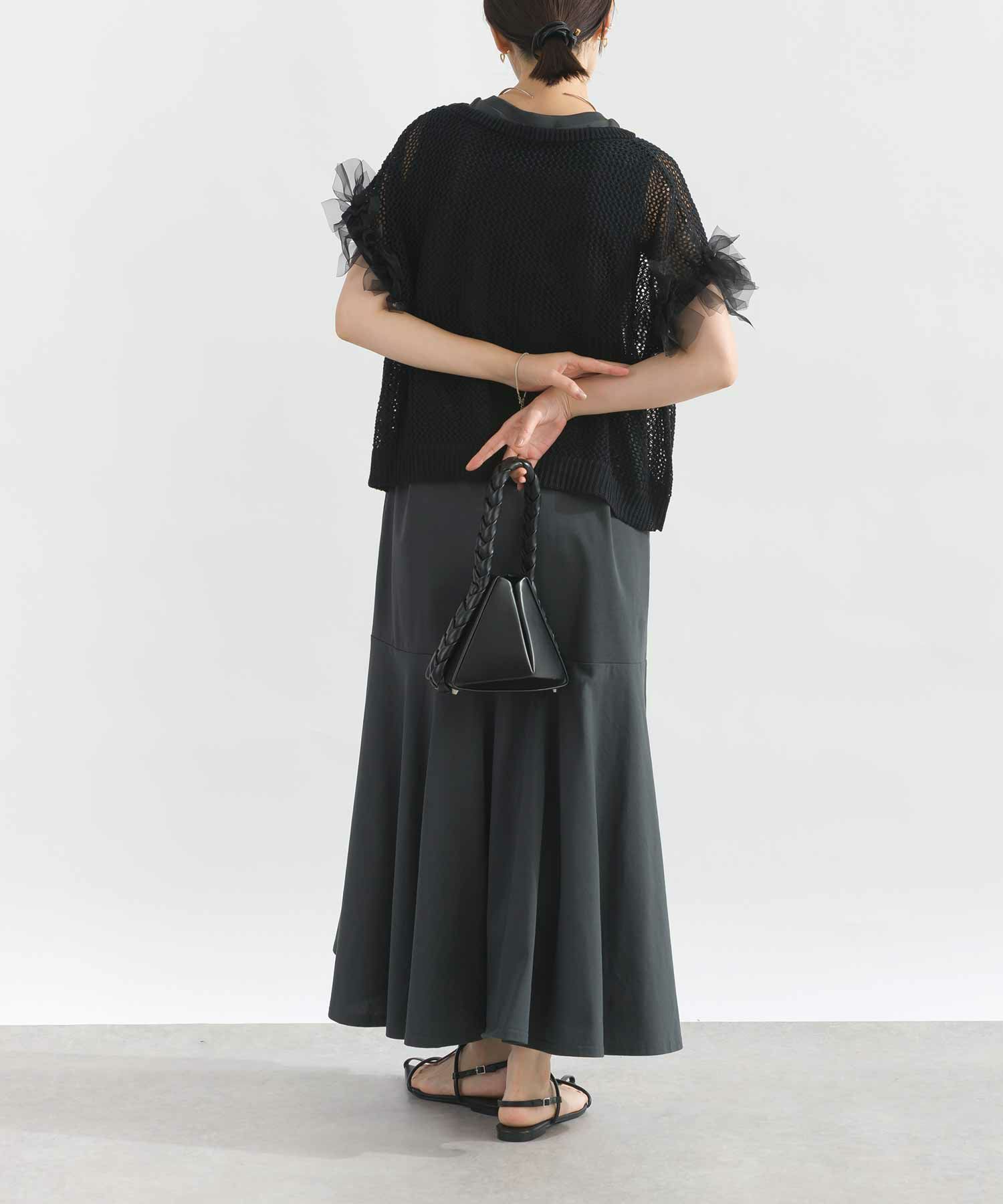 model：H162　着用サイズ：M　ブラック