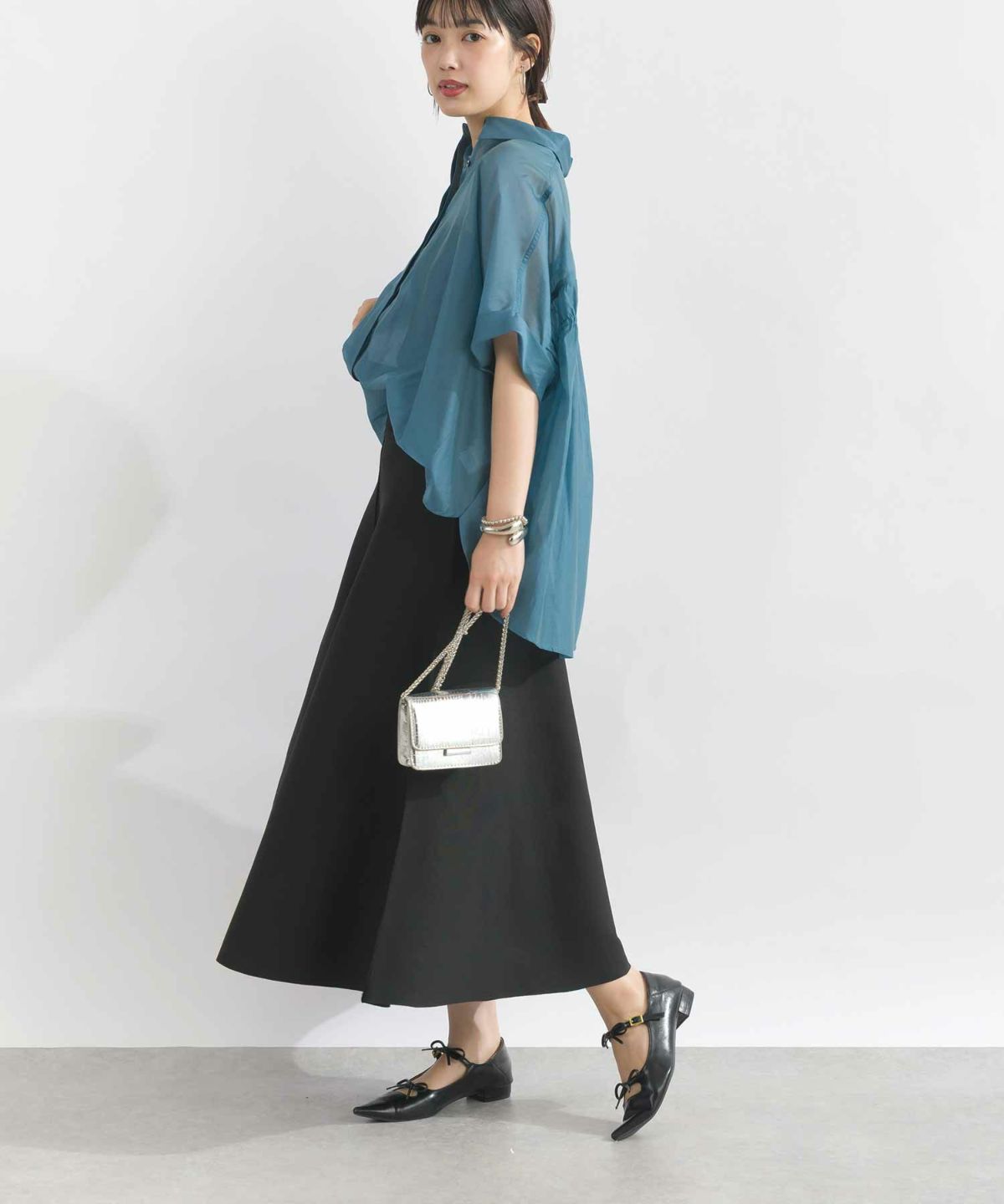 model：H162　着用サイズ：M　ブラック