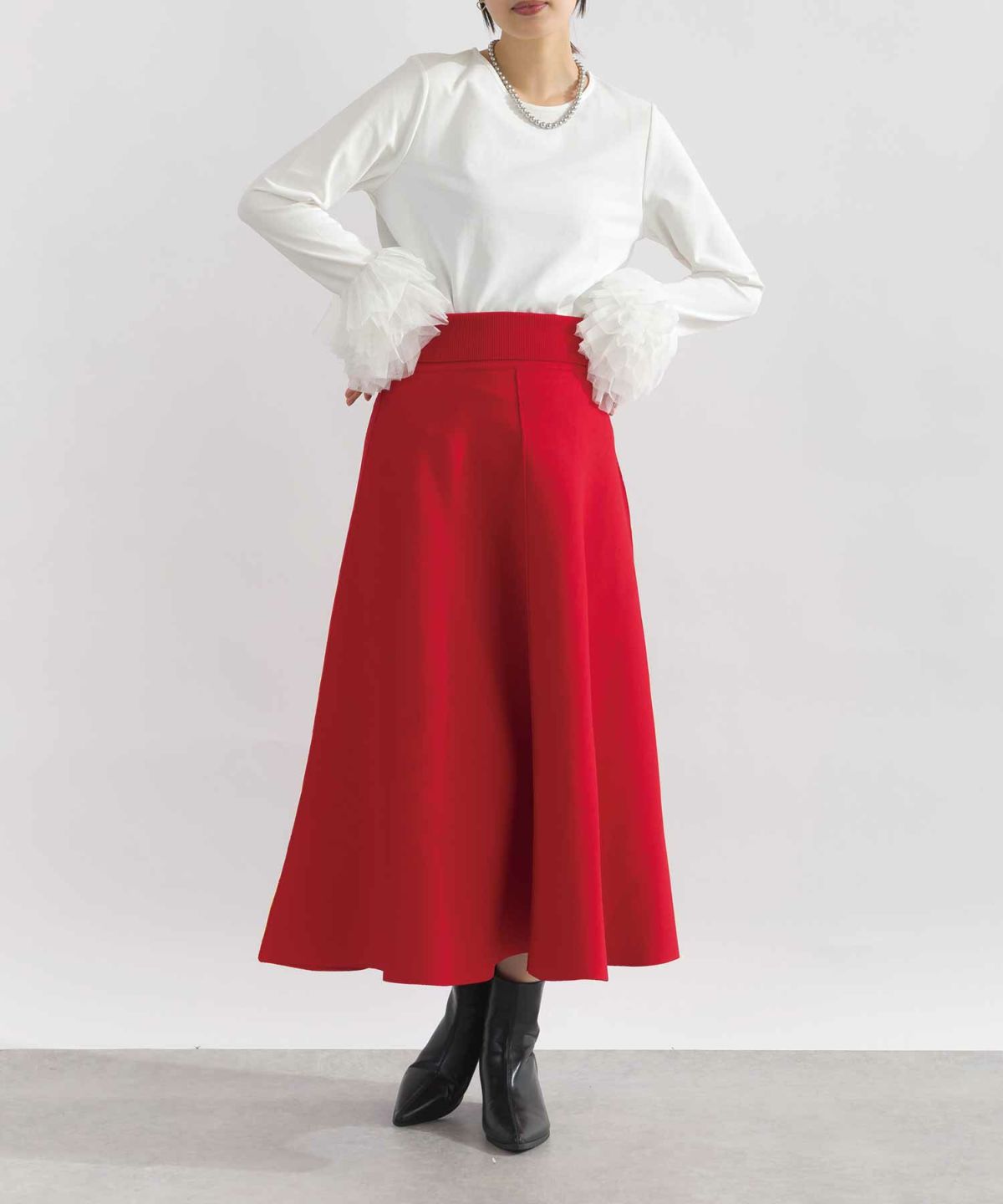 model：H162　着用サイズ：M　レッド