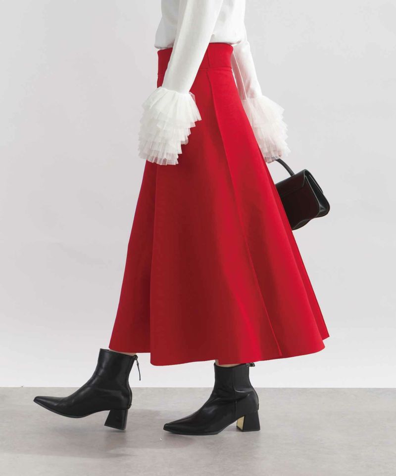 model：H162　着用サイズ：M　レッド