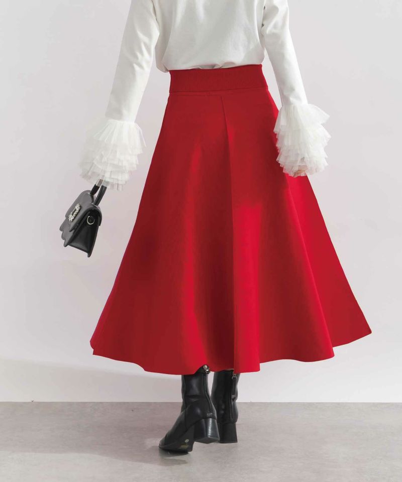 model：H162　着用サイズ：M　レッド