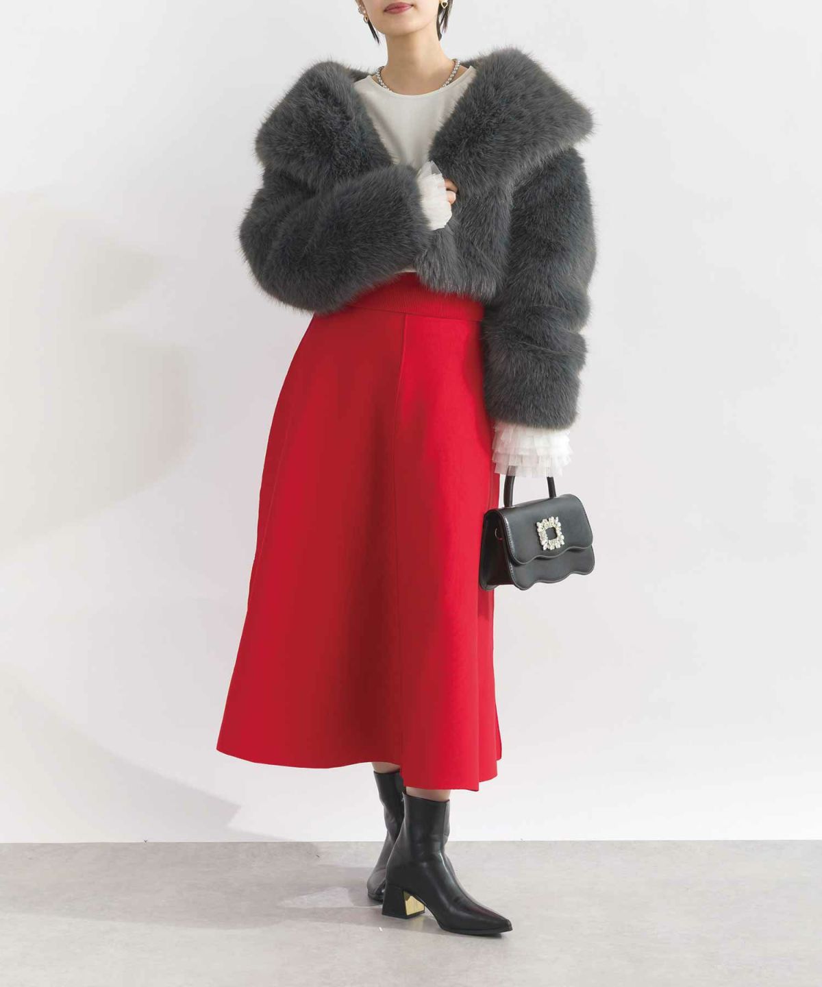 model：H162　着用サイズ：M　レッド