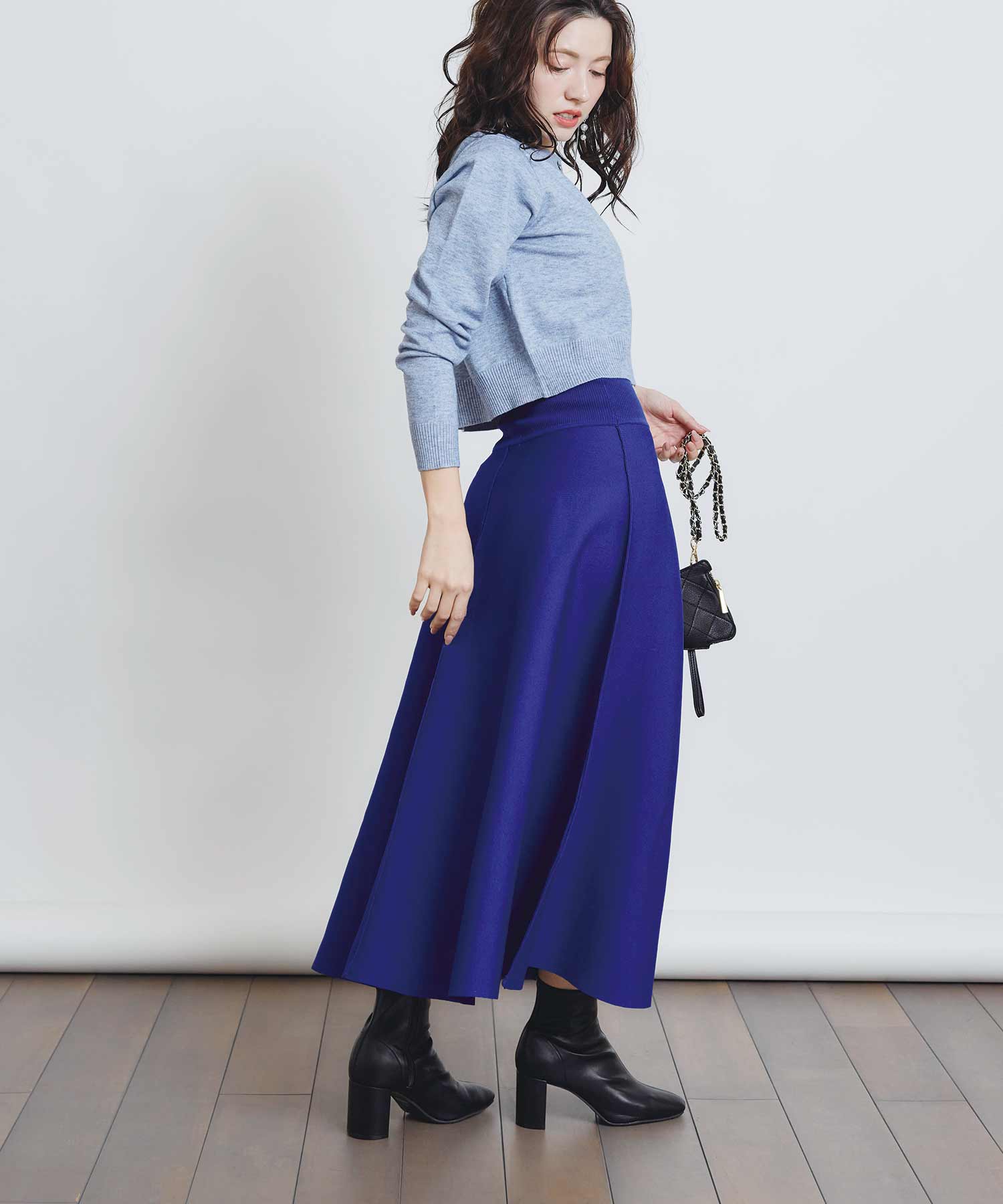 model：H155　着用サイズ：M　ブルー